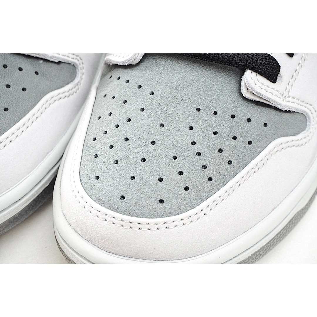 sneaker3A- CV1659-001 item:B-X000G0636H