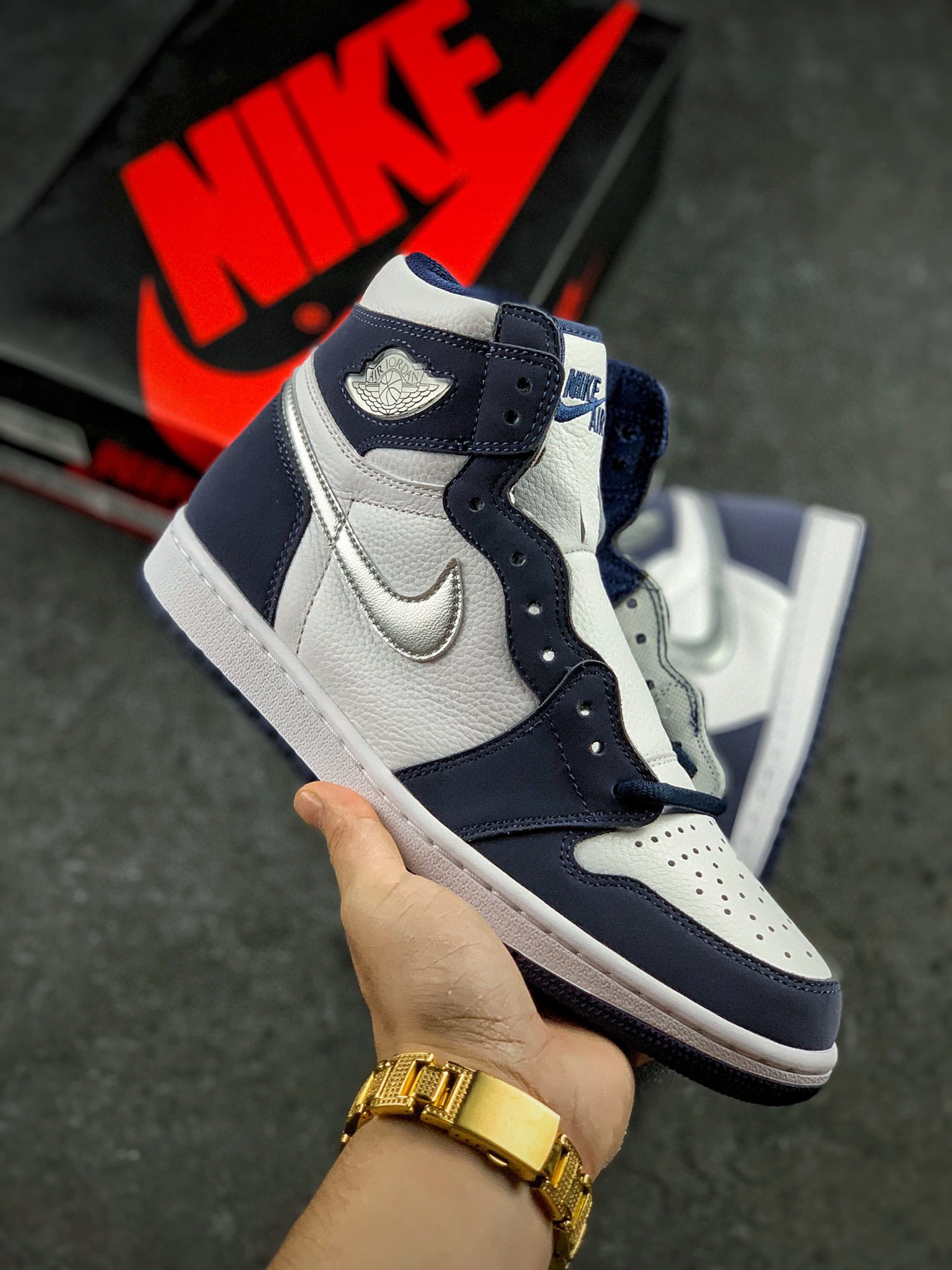 sneaker3A- DC1788-100 item:B-X167L1603