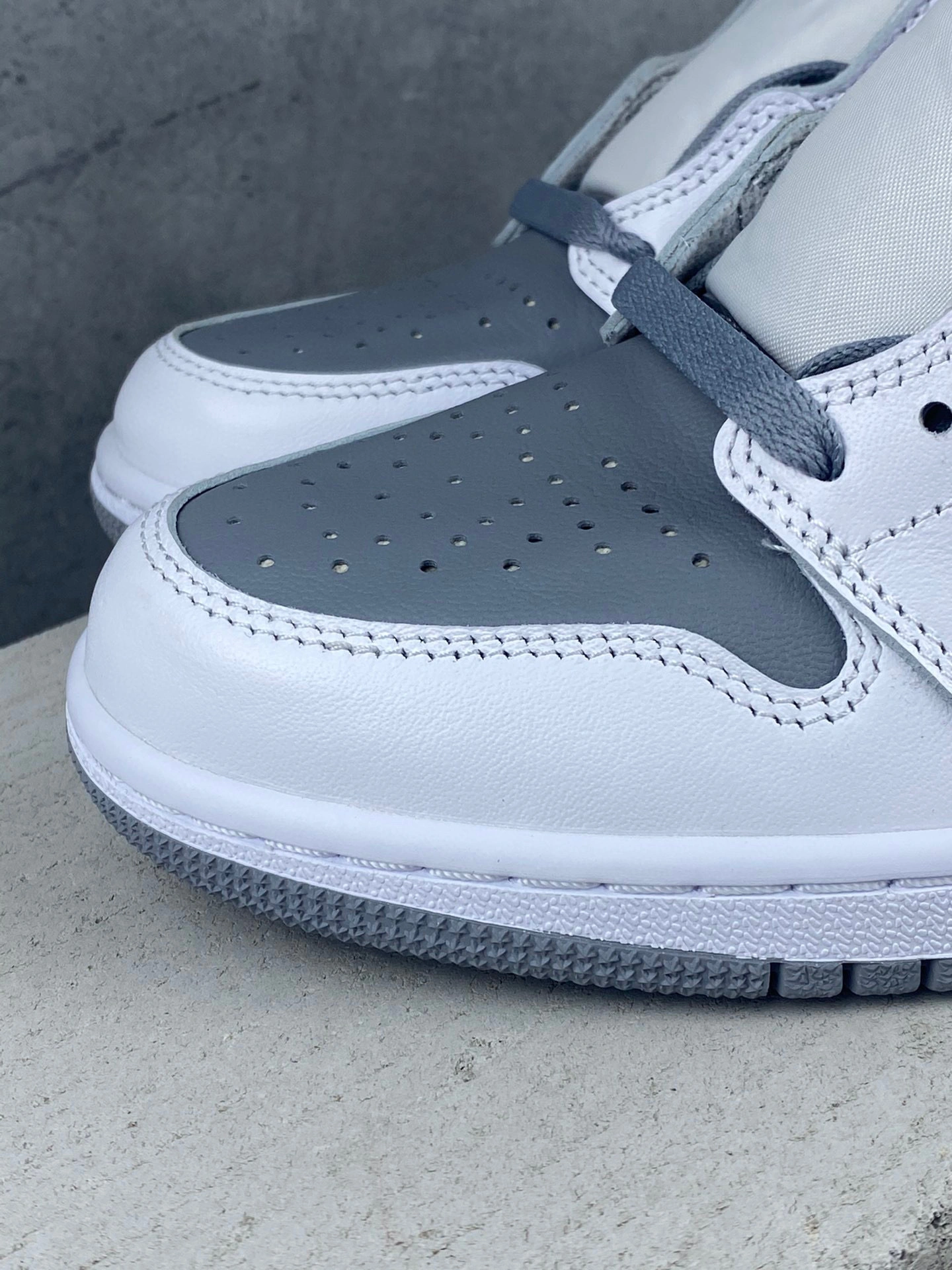 sneaker3A- item:B-X000L1601