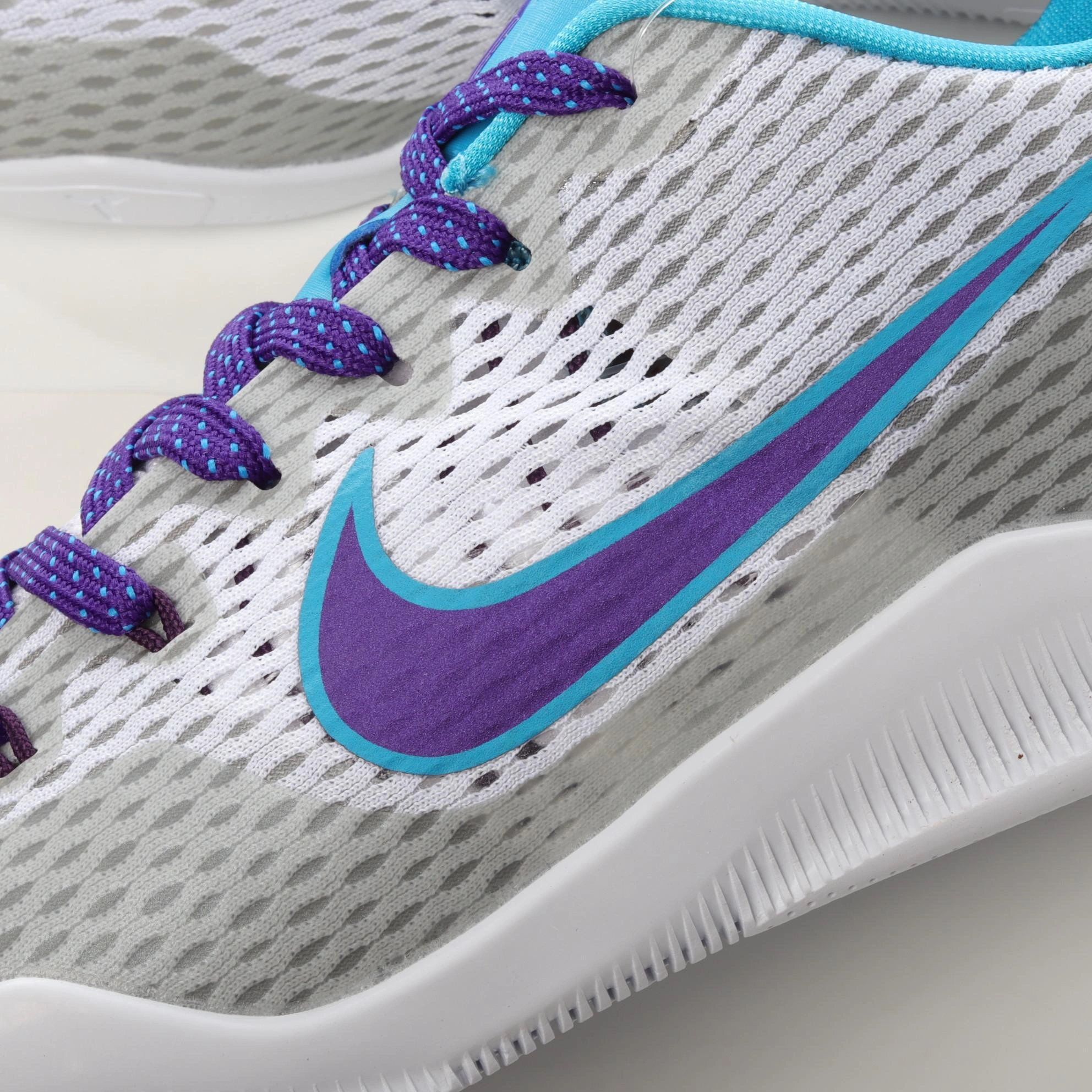sneakers3a-- 11 836184-154 item:C-X000D04153