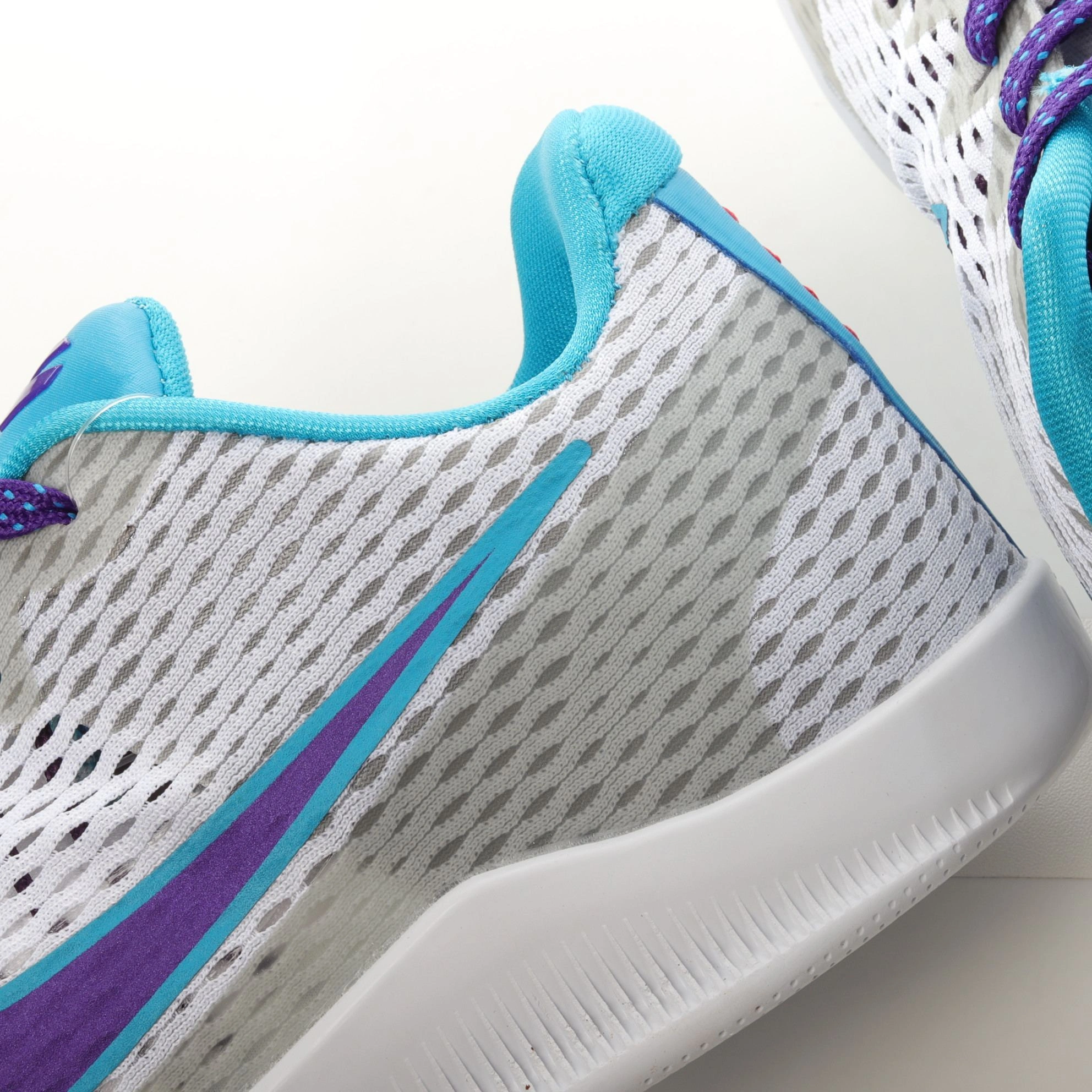 sneakers3a-- 11 836184-154 item:C-X000D04153