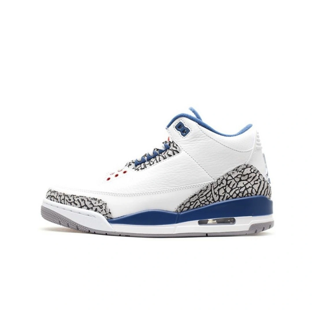 sneakers3a-- 136064-104 item:C-X000C2033