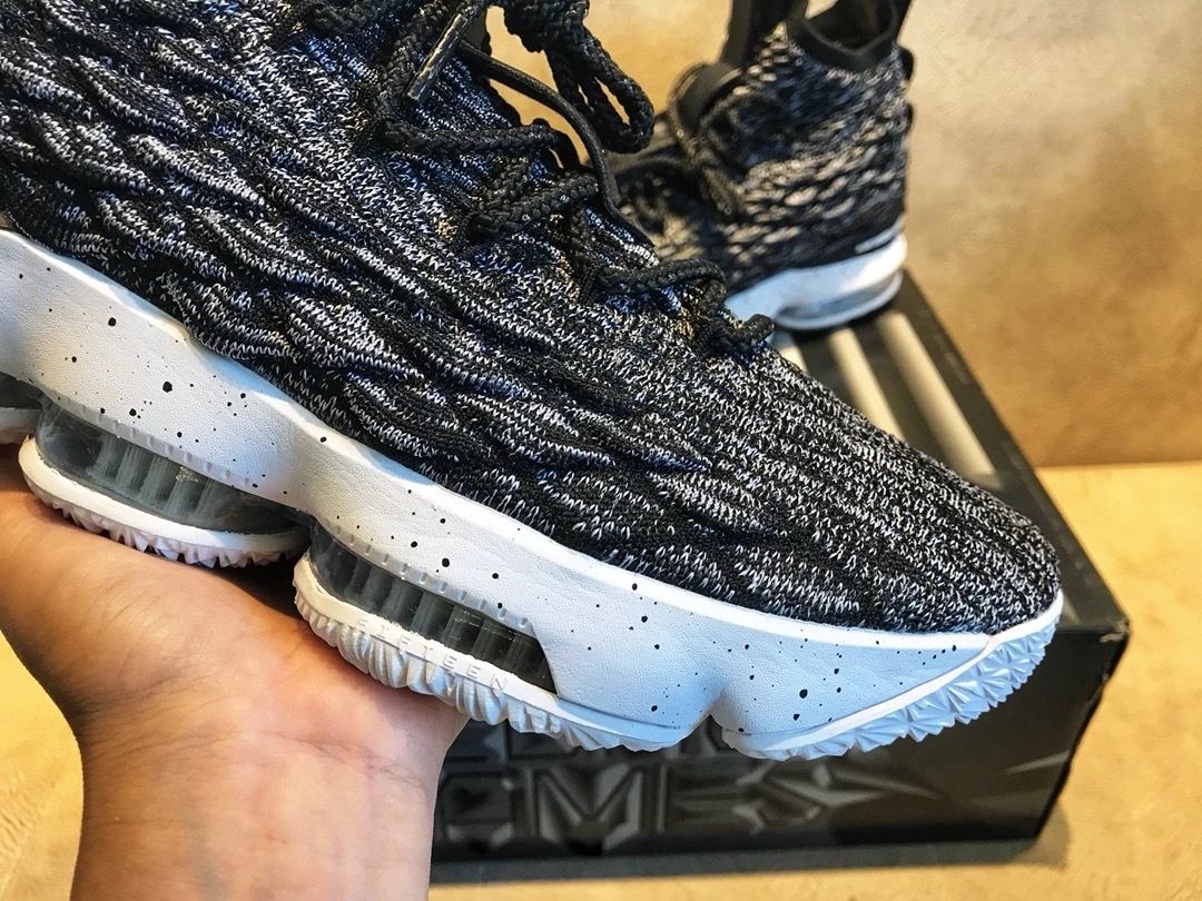 sneakers3a-- 15 897649-002 item:C-X080D04105
