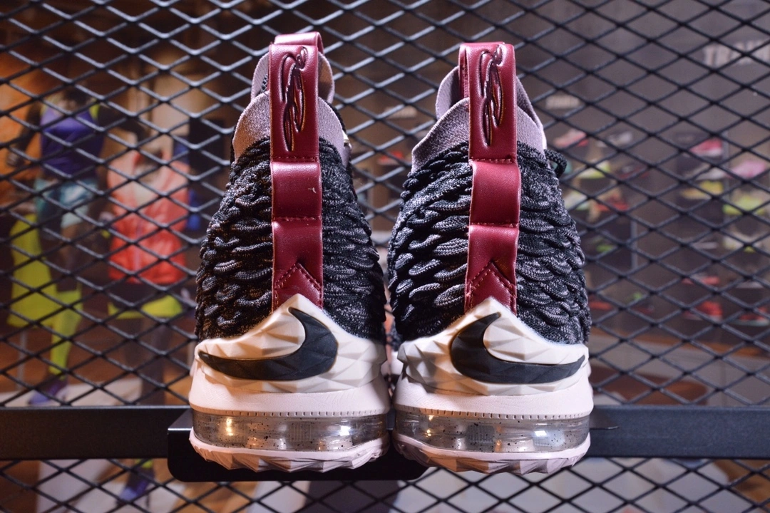 sneakers3a-- 15 897649-003 item:C-X080D04114