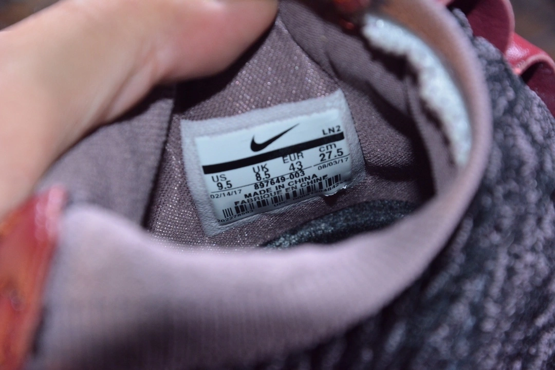 sneakers3a-- 15 897649-003 item:C-X080D04114