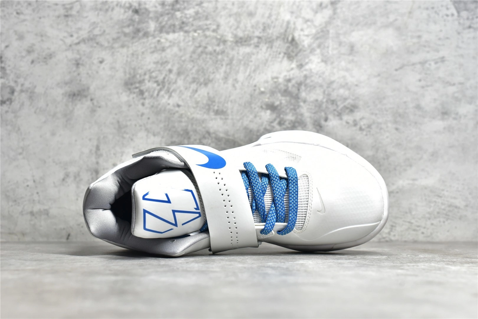 sneakers3a-- 16 AQ5103-100 item:C-X167D04107