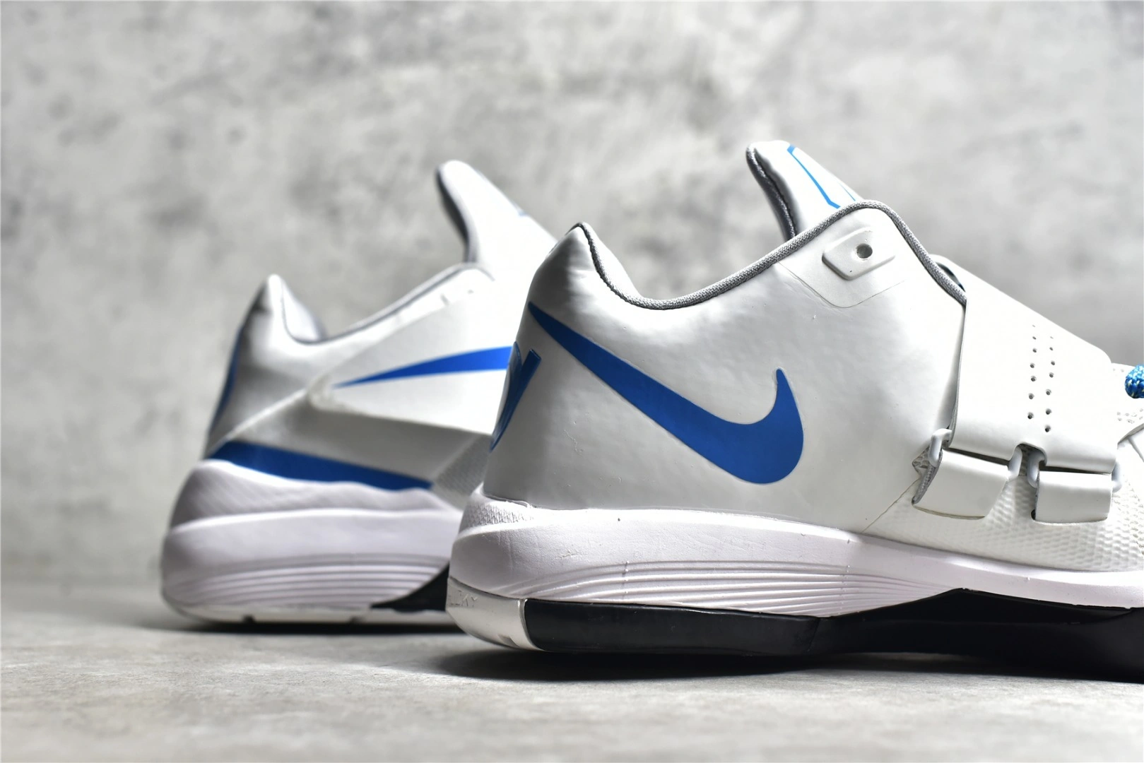sneakers3a-- 16 AQ5103-100 item:C-X167D04107