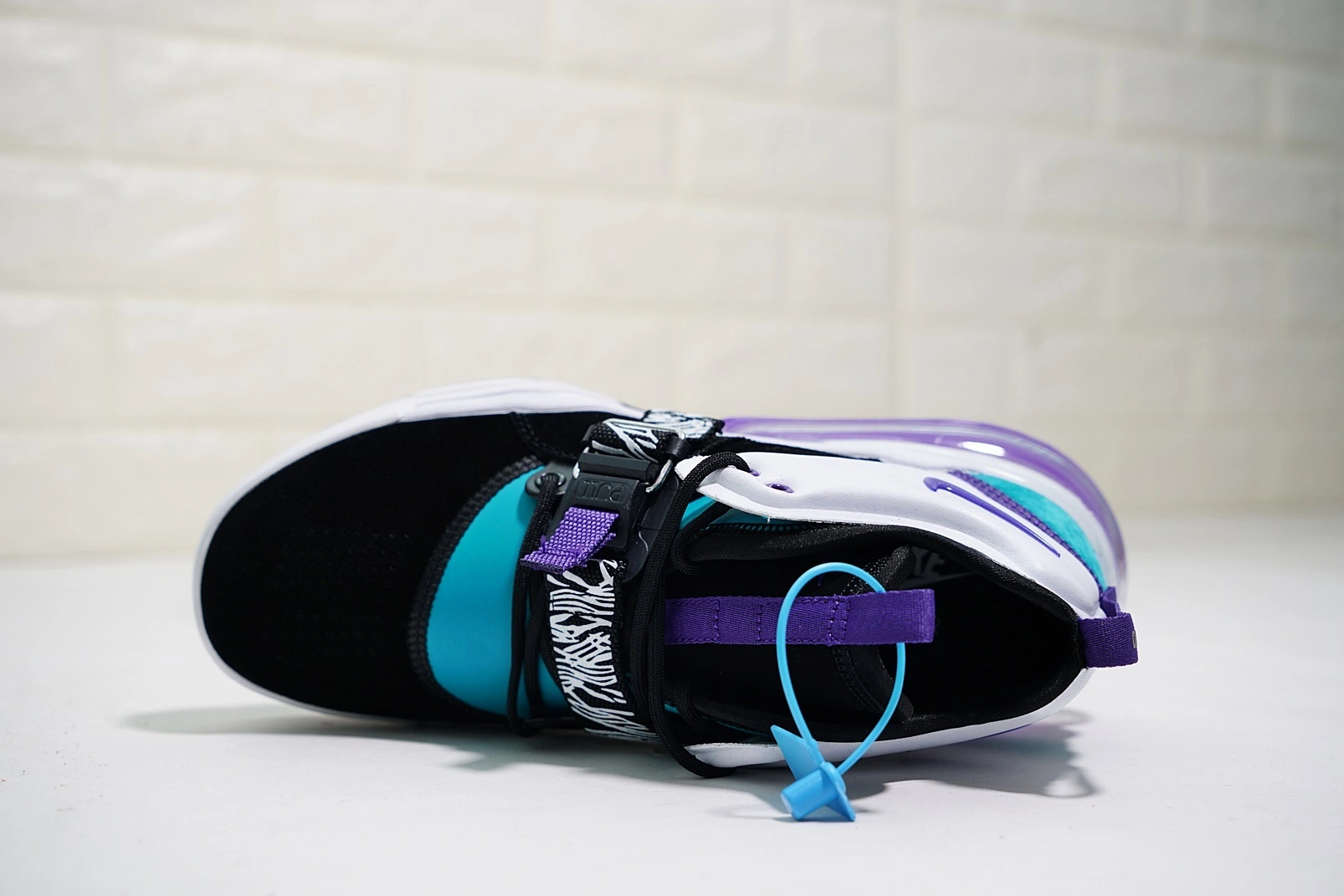 sneakers3a-- 270 AH6772-005 item:C-X067E0438