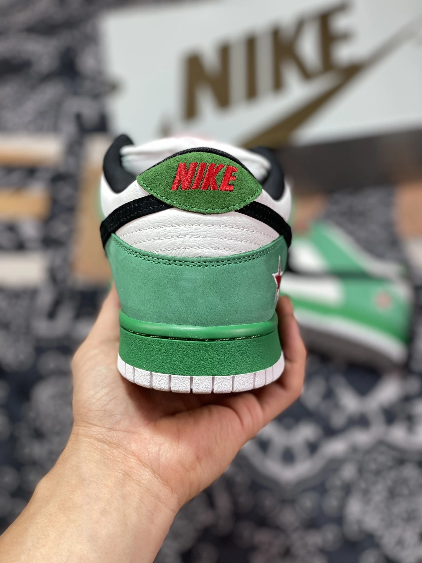 sneakers3a-- 304292-302 item:C-X578H2641Y