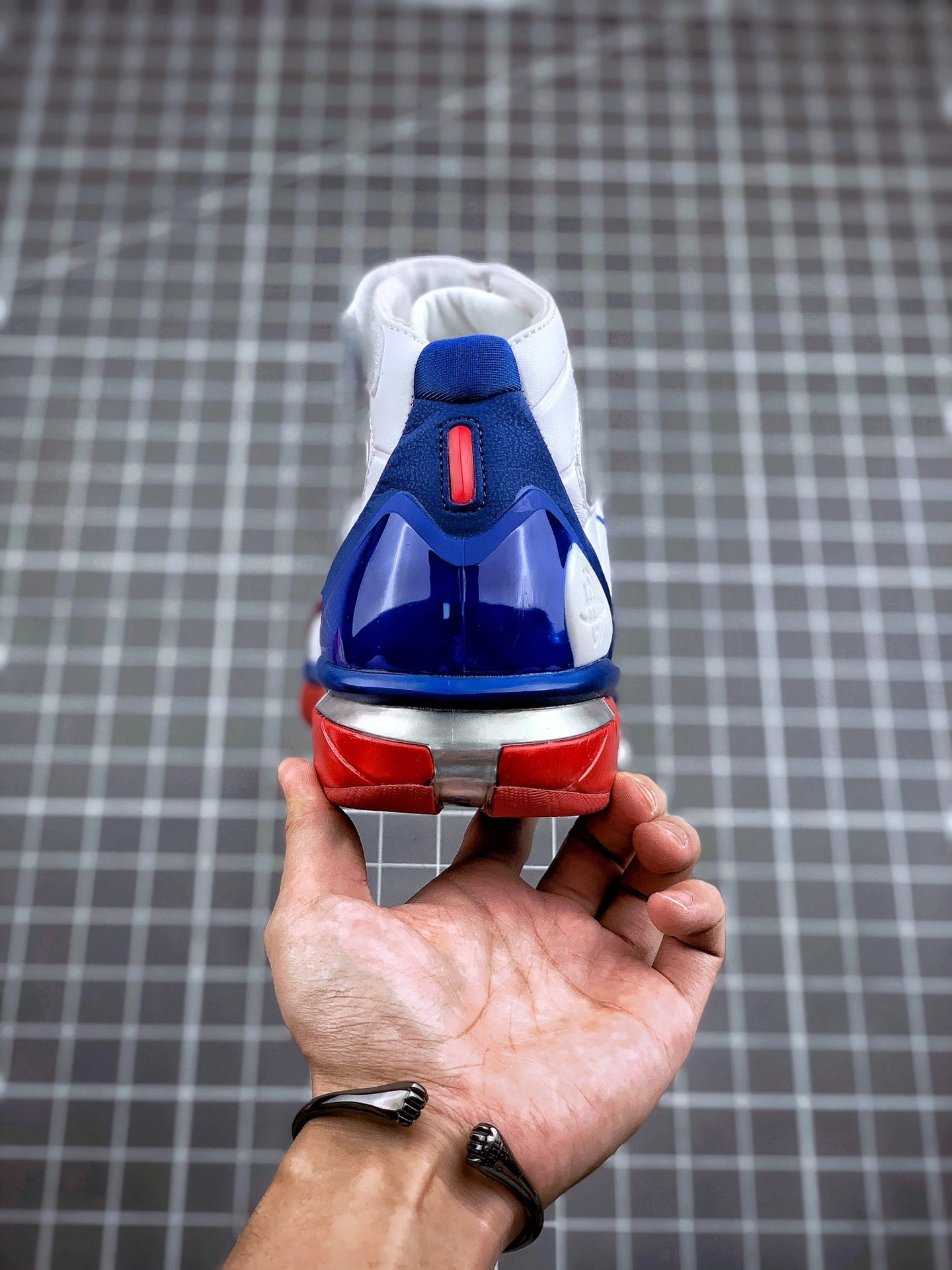 sneakers3a-- 308475-100 item:C-X000C2743