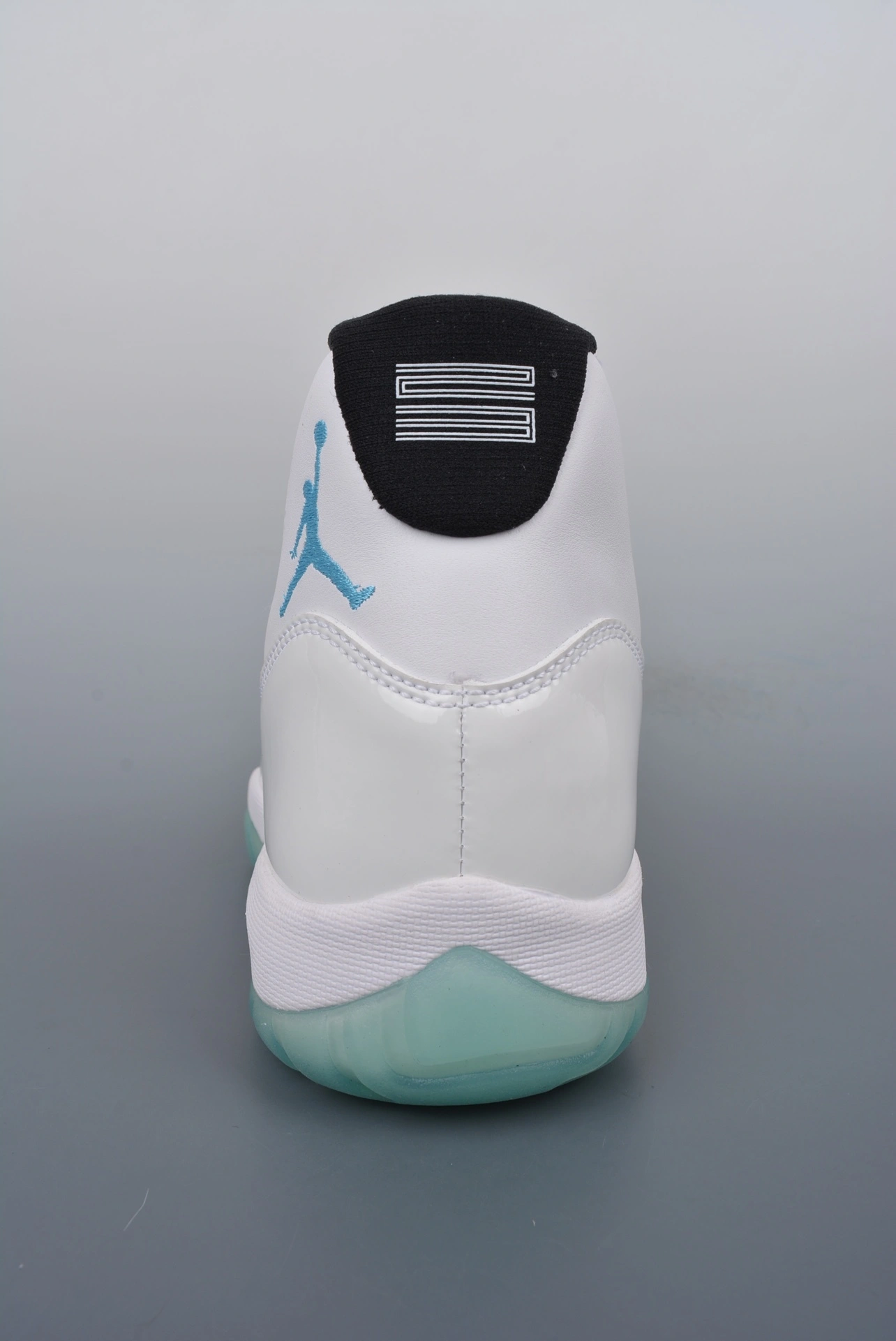 sneakers3a-- 378037 117SH item:C-X080C2032