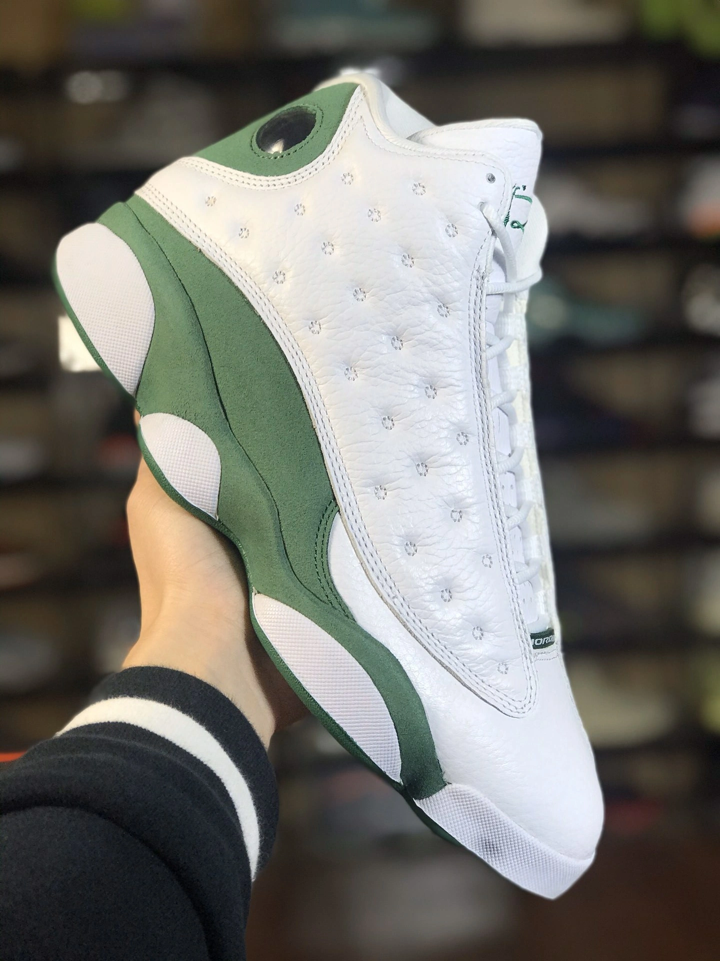 sneakers3a-- 414571-125 item:C-X401C2078