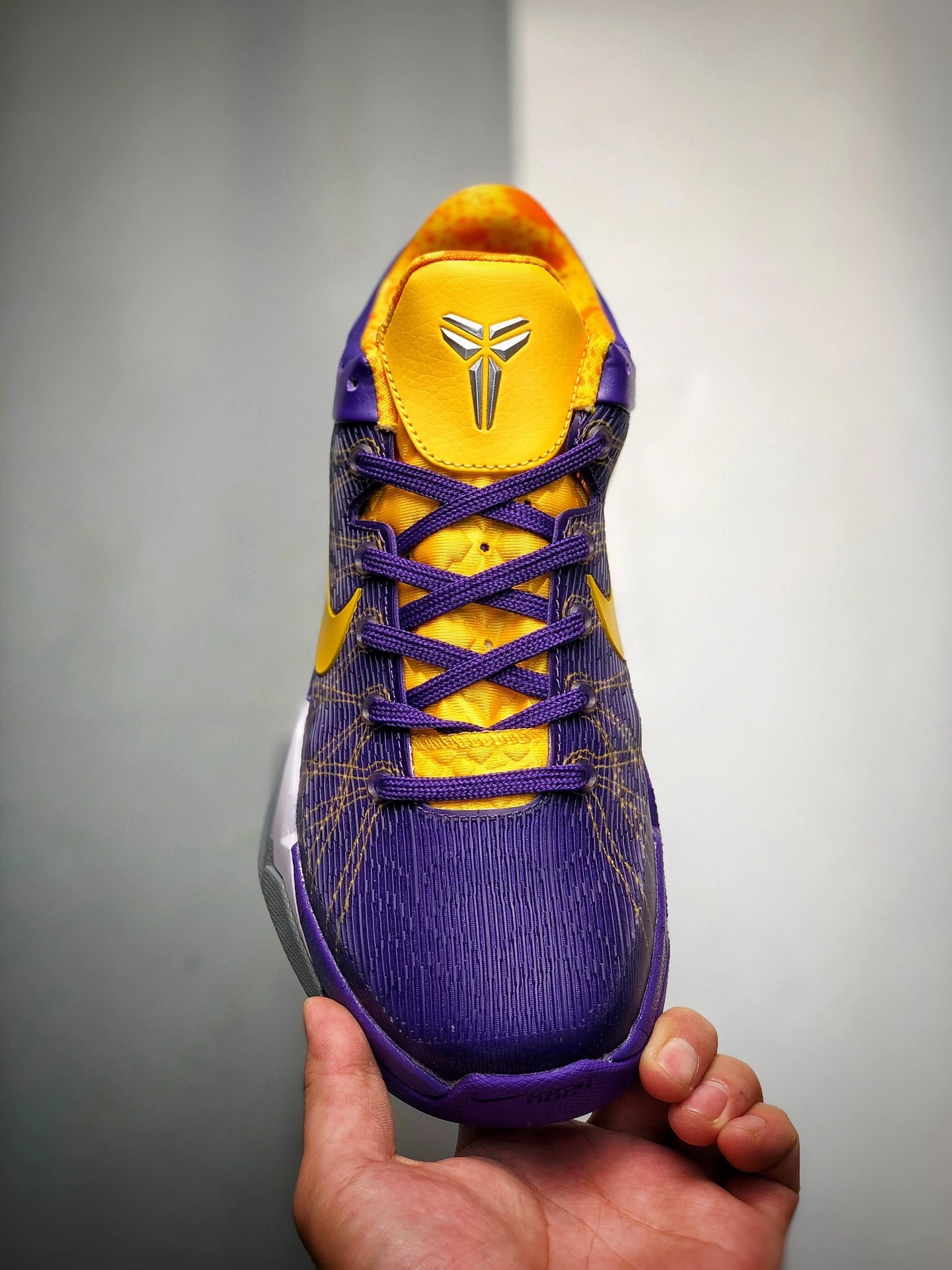 sneakers3a-- 488371-50 item:C-X000C27158