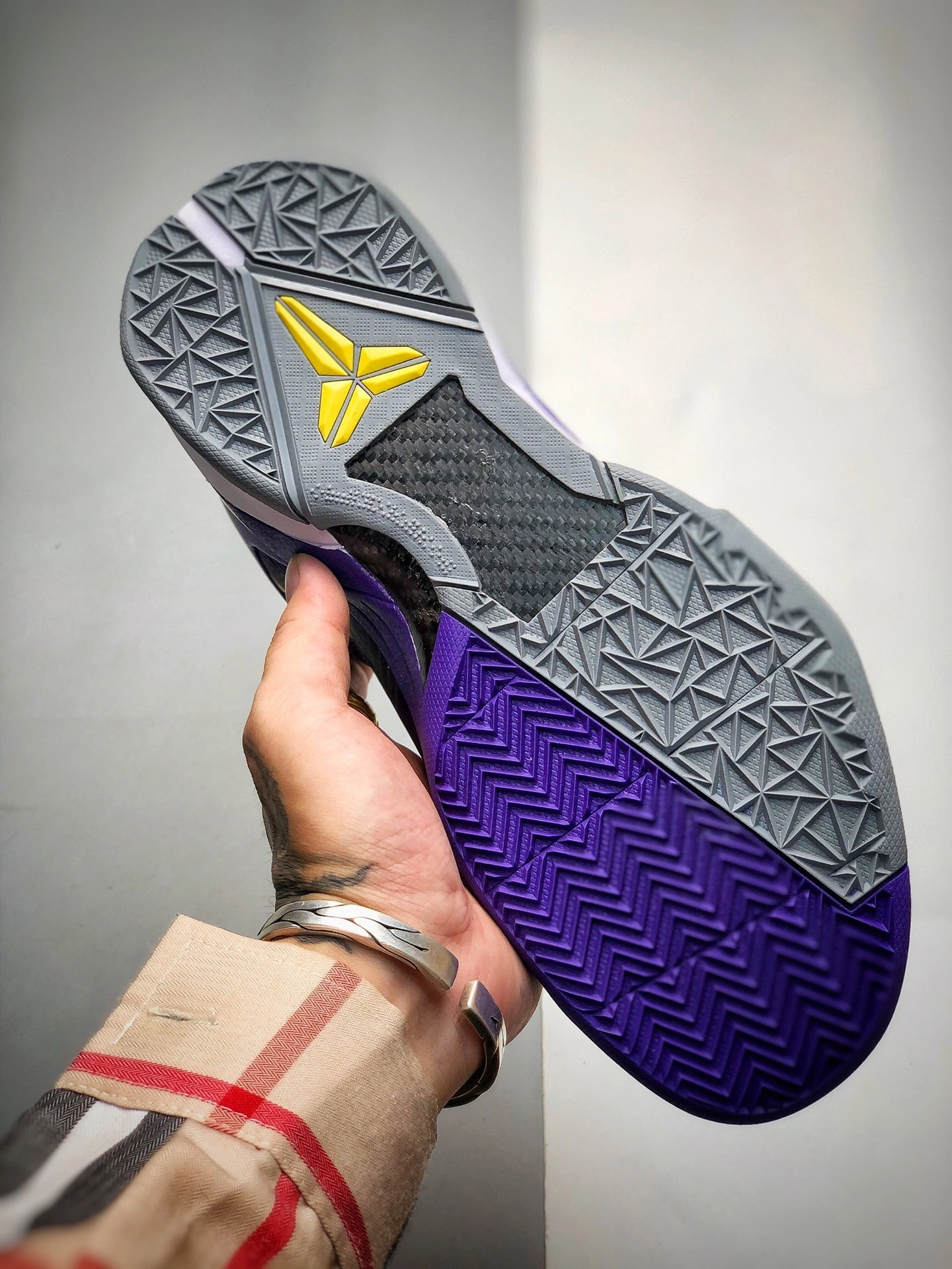 sneakers3a-- 488371-50 item:C-X000C27158