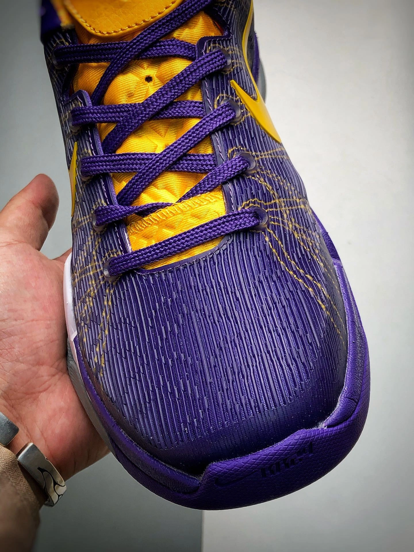 sneakers3a-- 488371-50 item:C-X000C27158