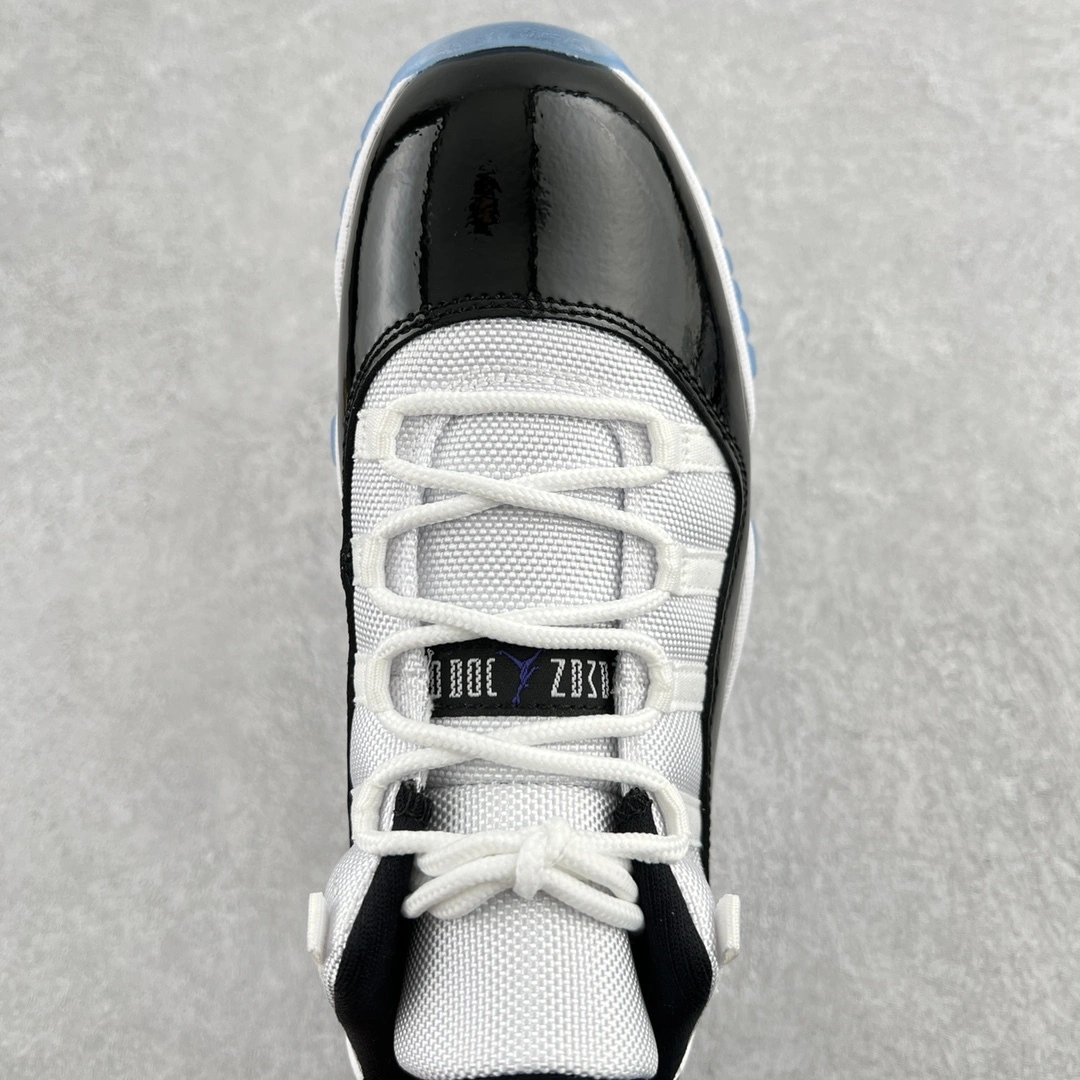 sneakers3a-- 528896-153 item:C-X000C2042