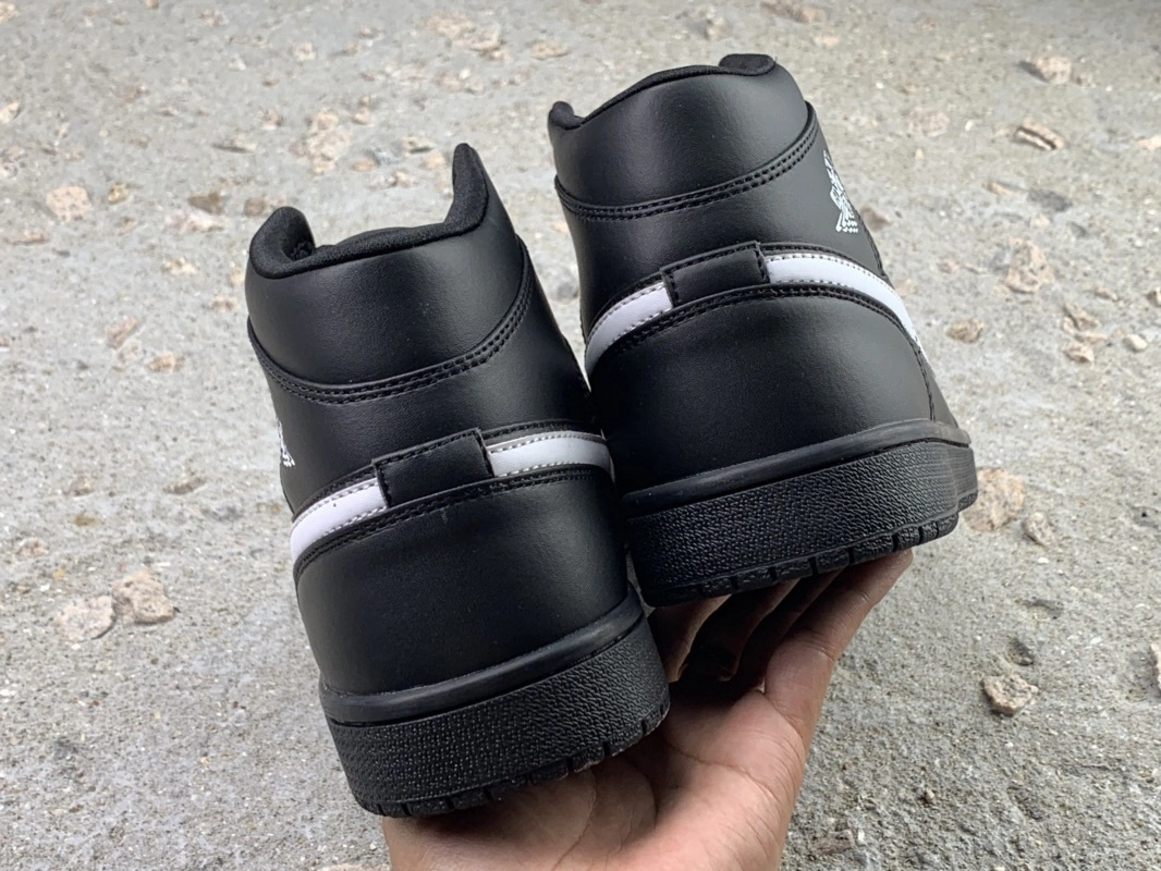 sneakers3a-- 554724-049 item:C-X167C2036