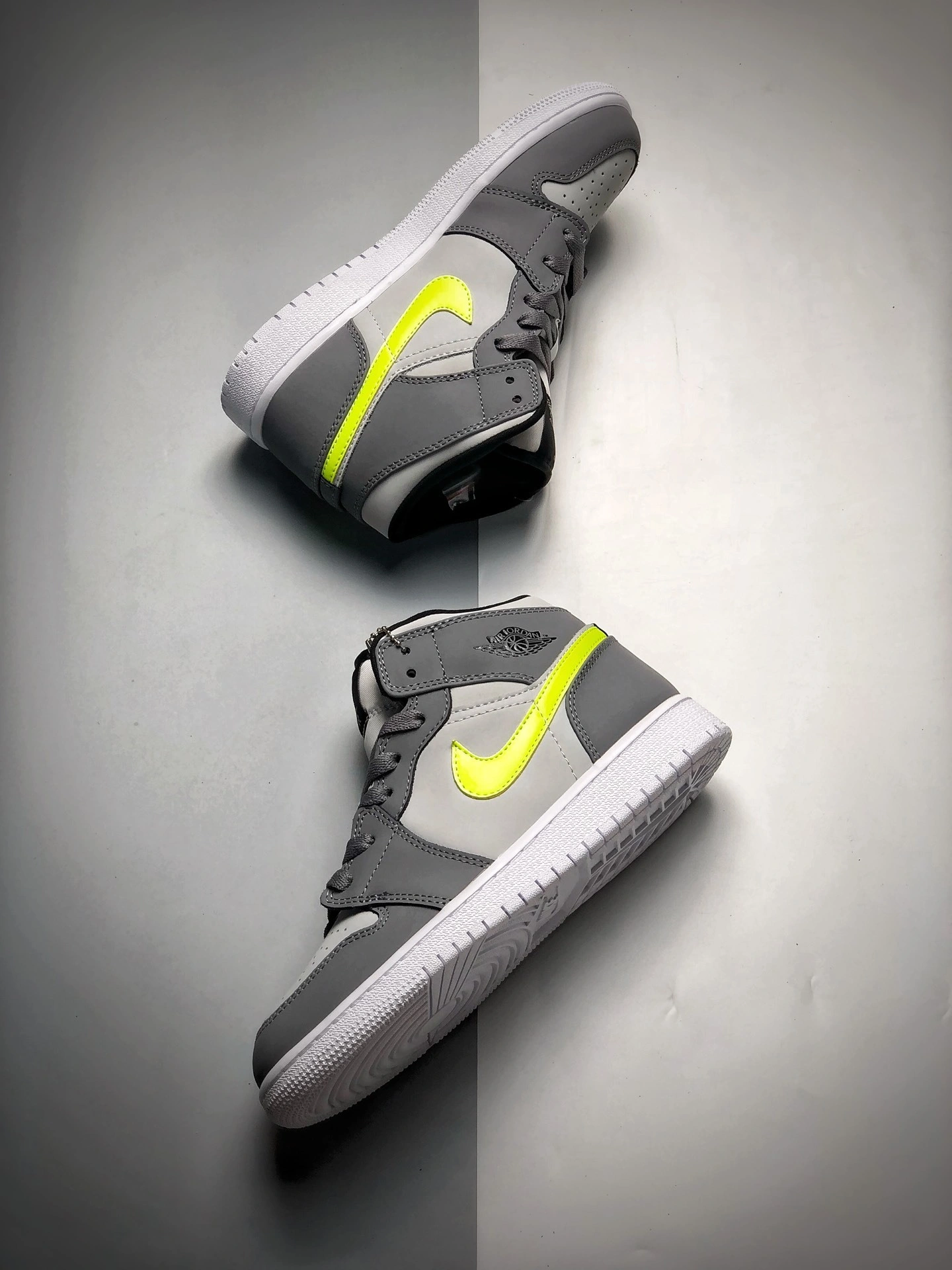 sneakers3a-- 554724-072 item:C-X000C0804
