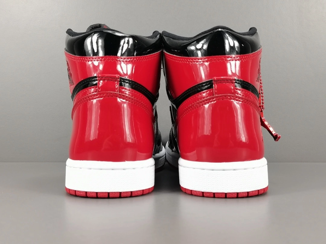 sneakers3a-- 555088-063 item:C-X575F2814Y