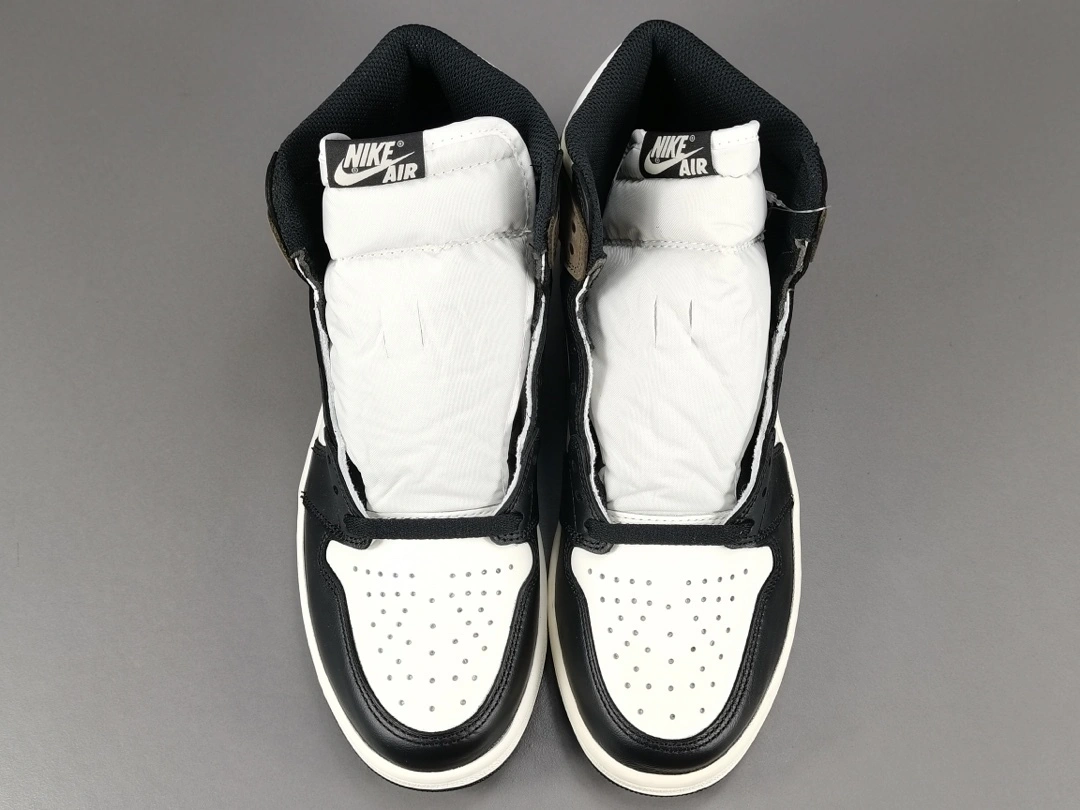 sneakers3a-- 555088-105 item:C-X575F2827Y