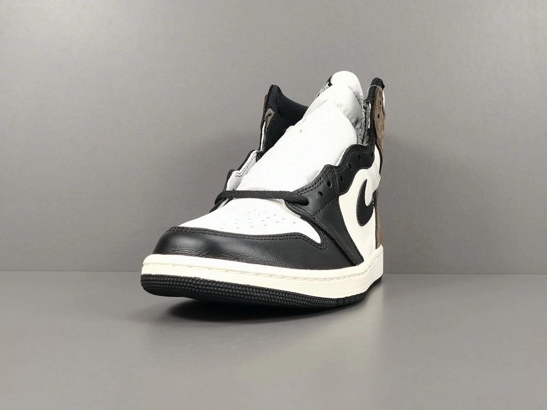 sneakers3a-- 555088-105 item:C-X575F2827Y