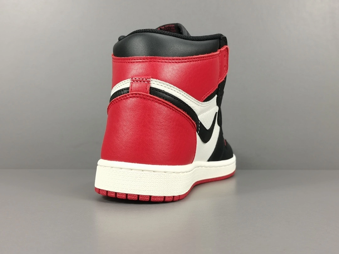 sneakers3a-- 555088-610 item:C-X575F2826Y