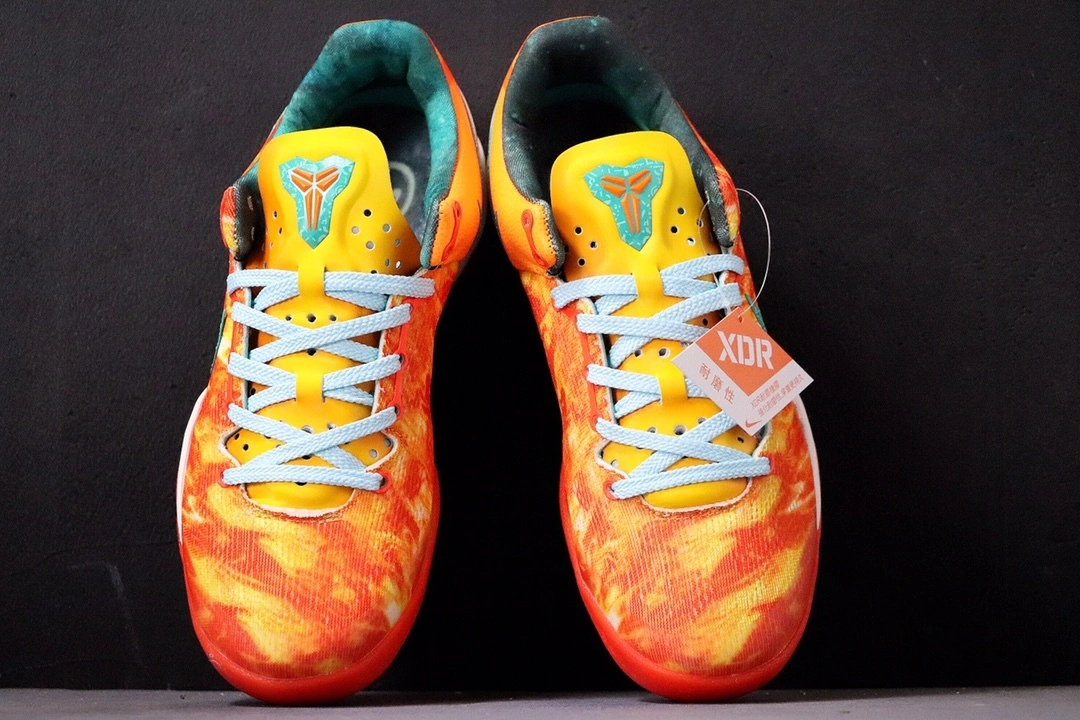 sneakers3a-- 587580-800 item:C-X000C27145