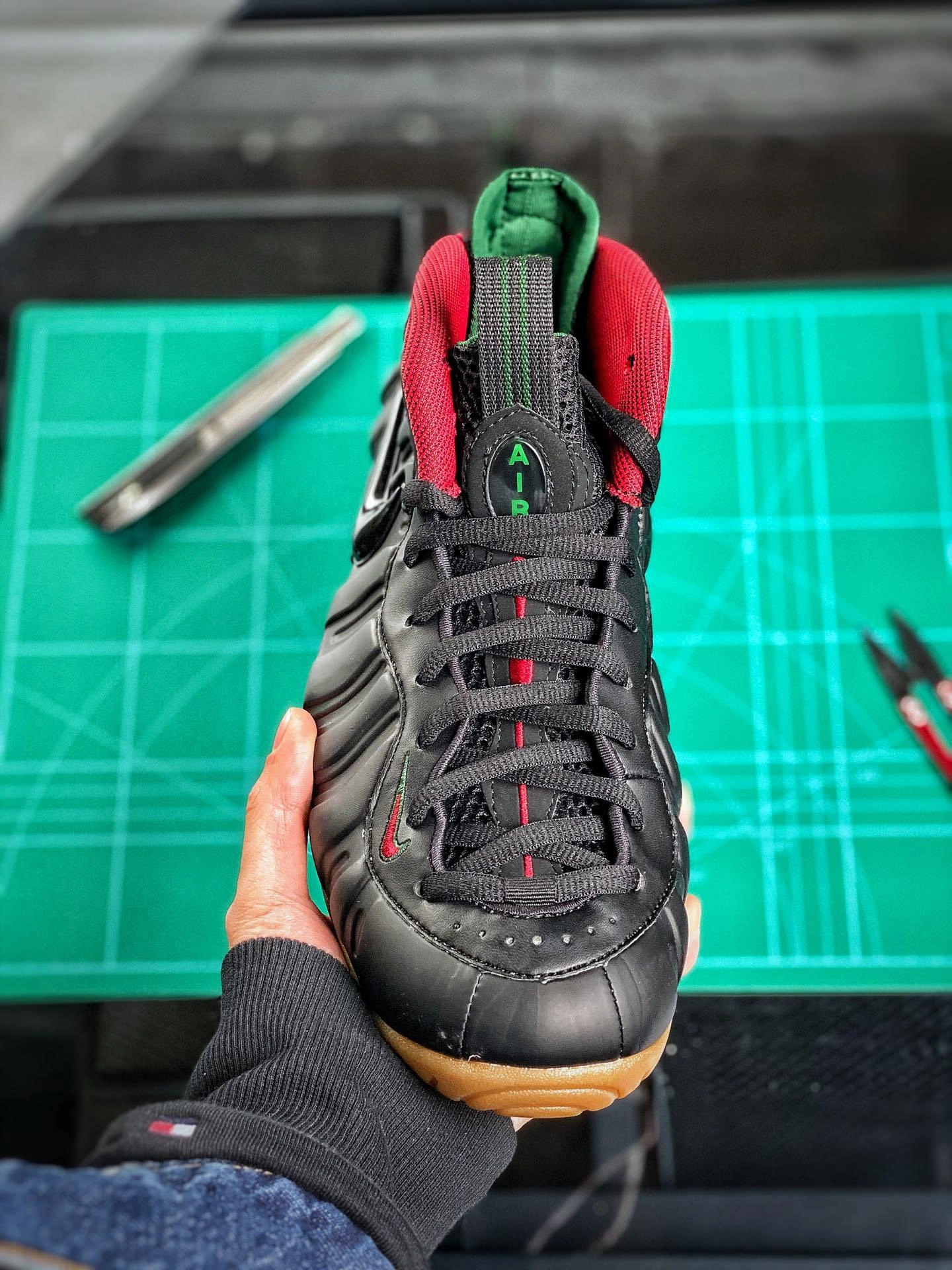 sneakers3a-- 624041-004 item:C-X026D04145