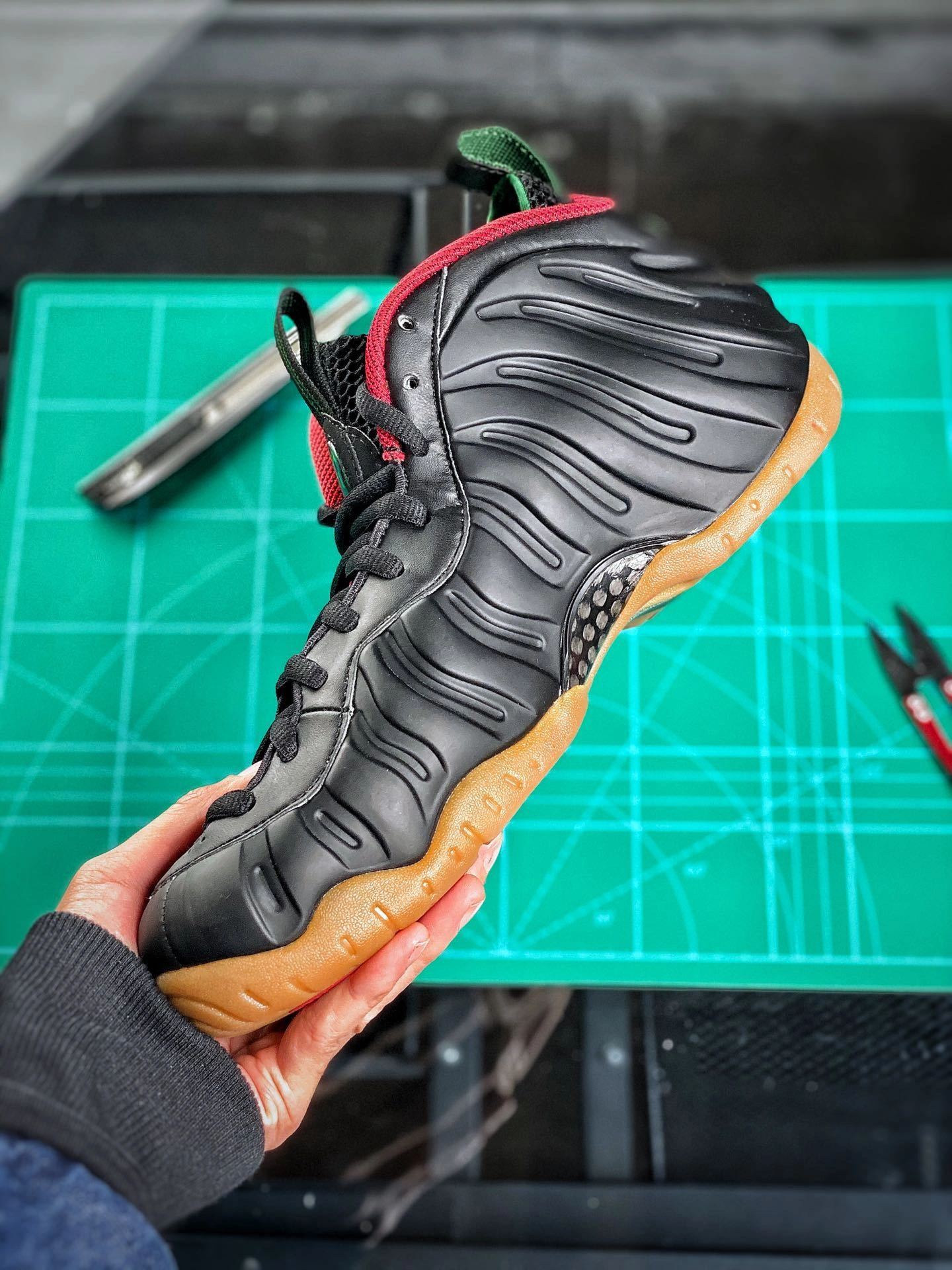 sneakers3a-- 624041-004 item:C-X026D04145