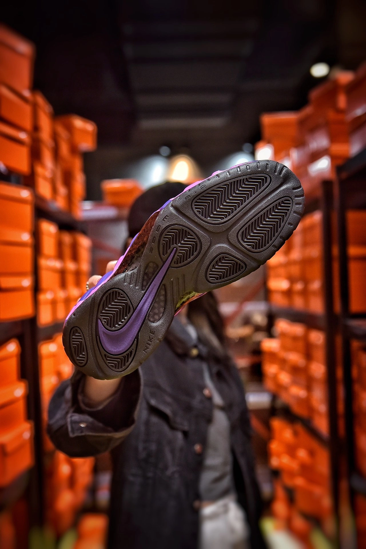 sneakers3a-- 624041-012 item:C-X026D1515