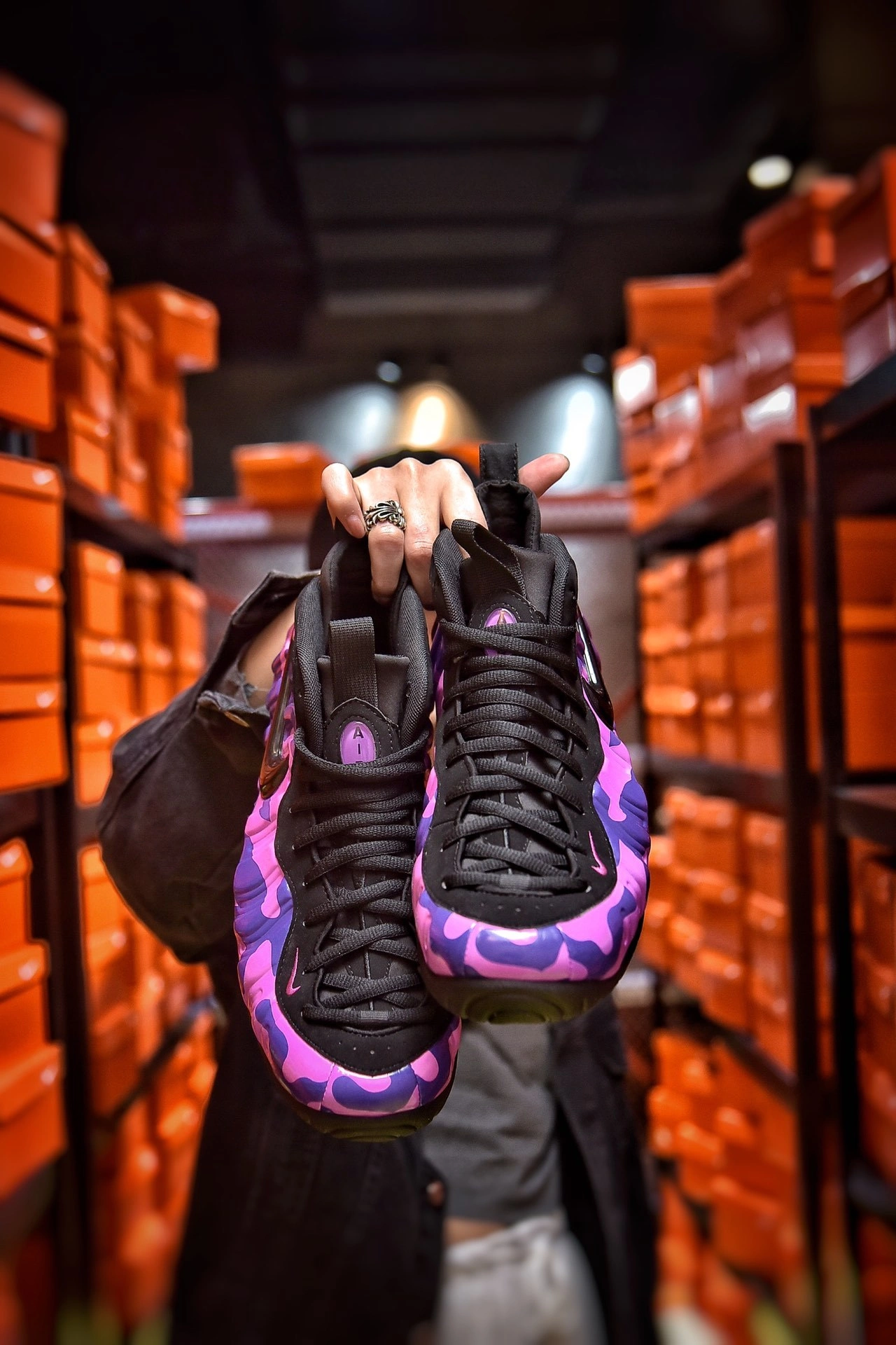 sneakers3a-- 624041-012 item:C-X026D1515