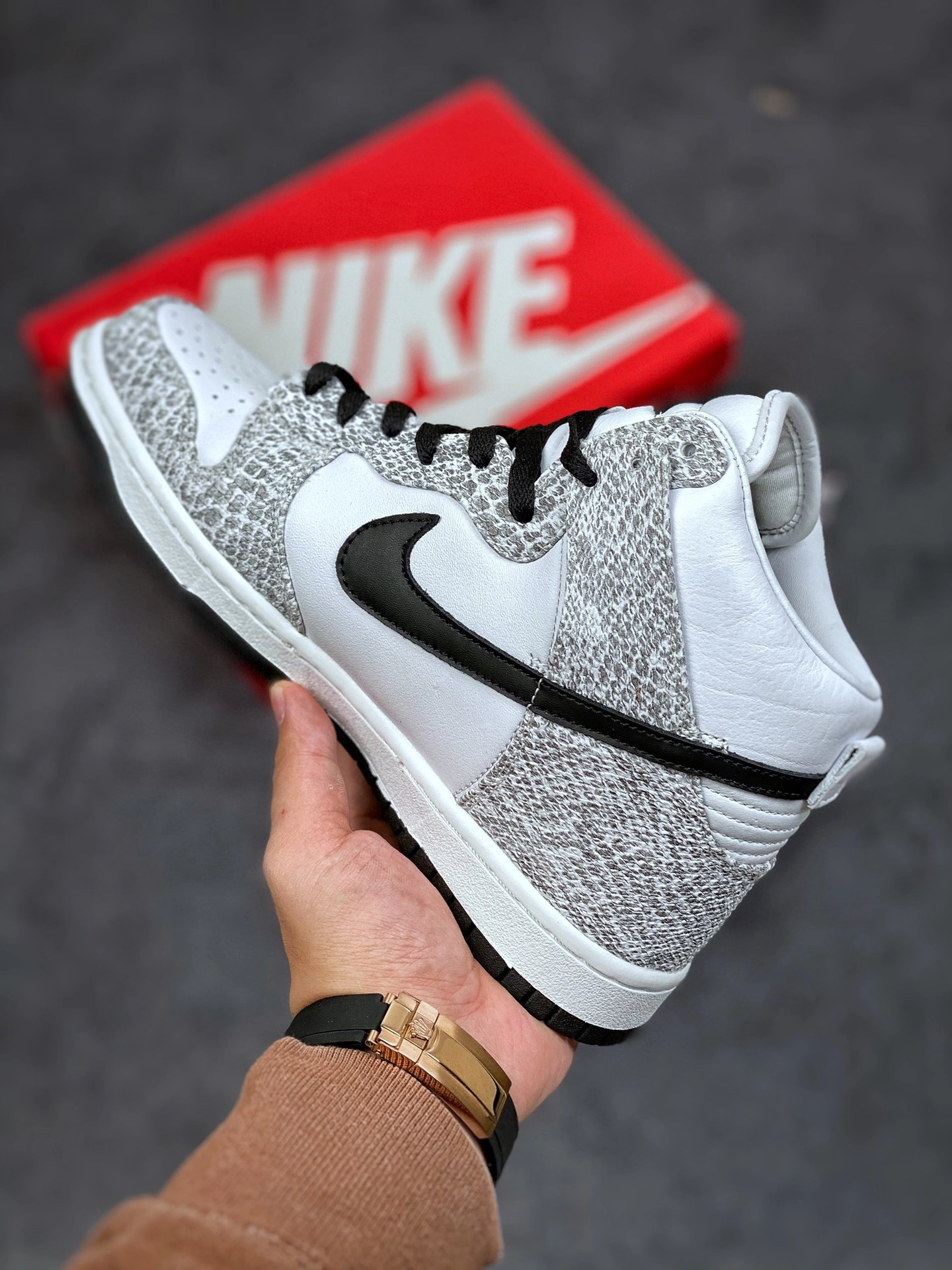 sneakers3a-- 624512-010 item:C-X167D1513