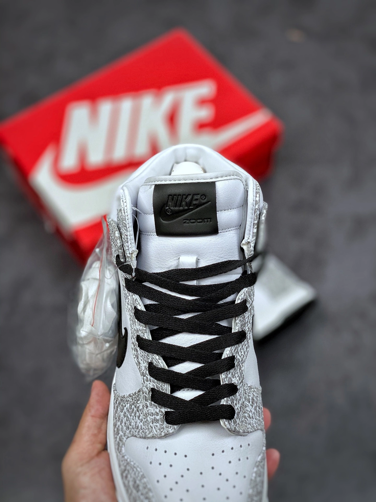 sneakers3a-- 624512-010 item:C-X167D1513