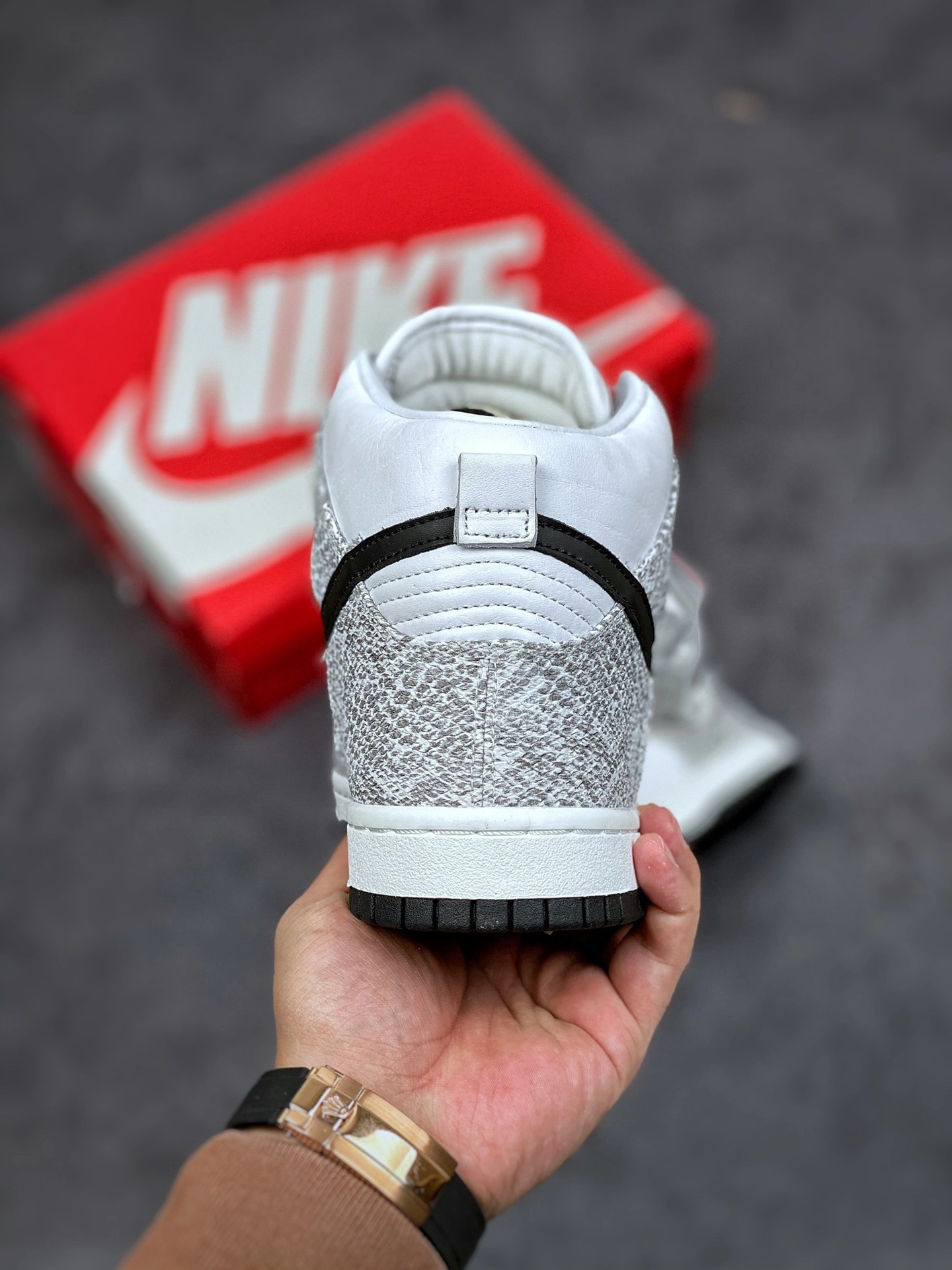 sneakers3a-- 624512-010 item:C-X167D1513
