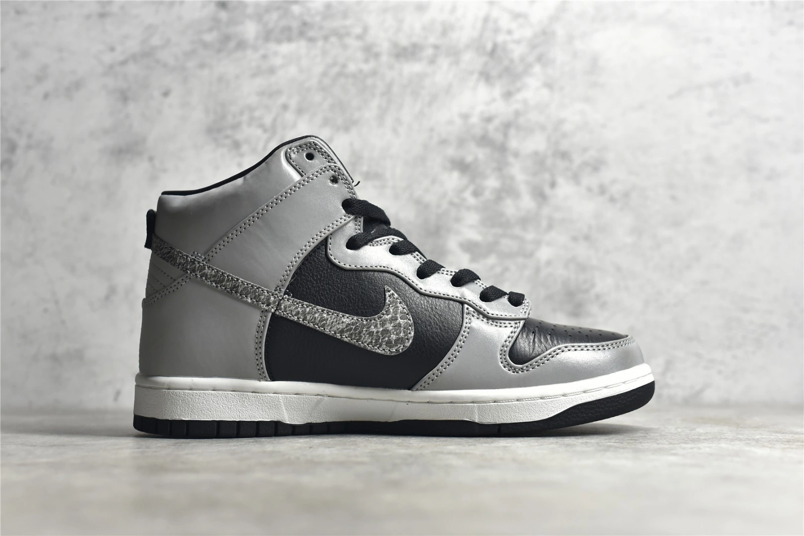 &sneakers3a-- 624512-100 item:C-X167D04123