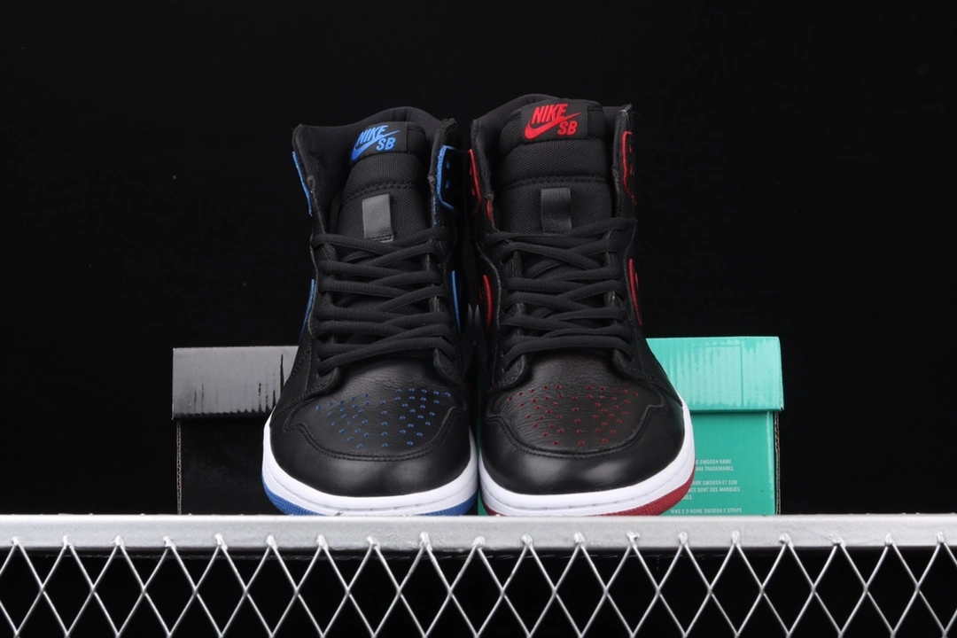sneakers3a-- 653532-002 item:C-X067C2052