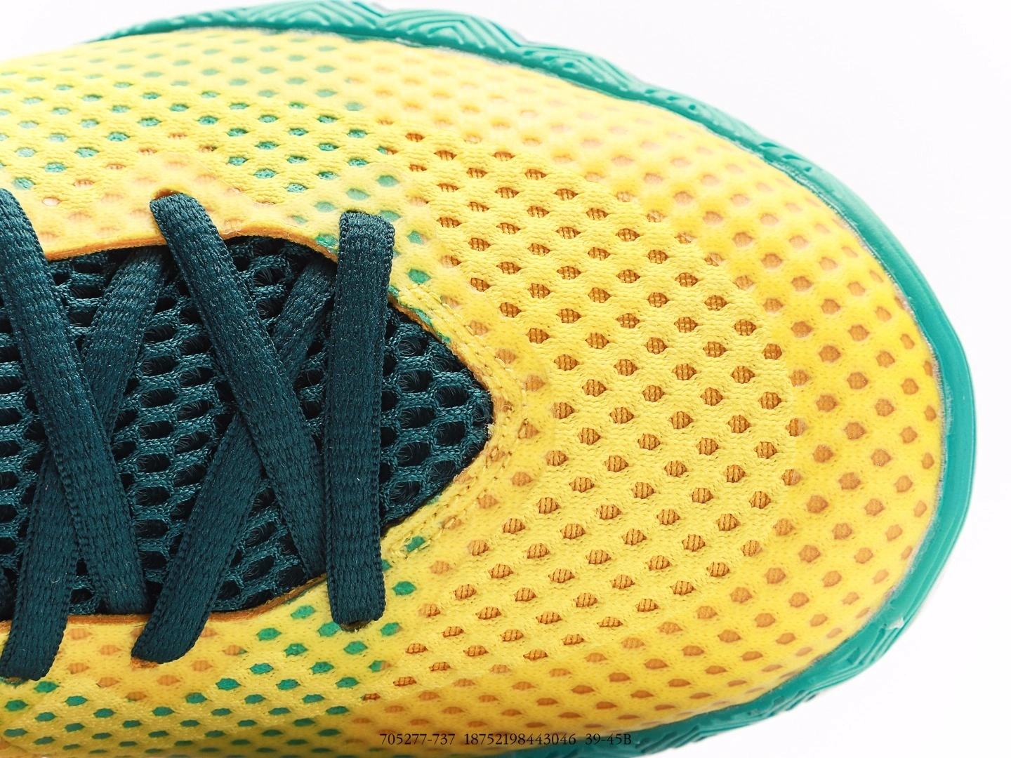 sneakers3a-- 705277-737 item:C-X000D04182