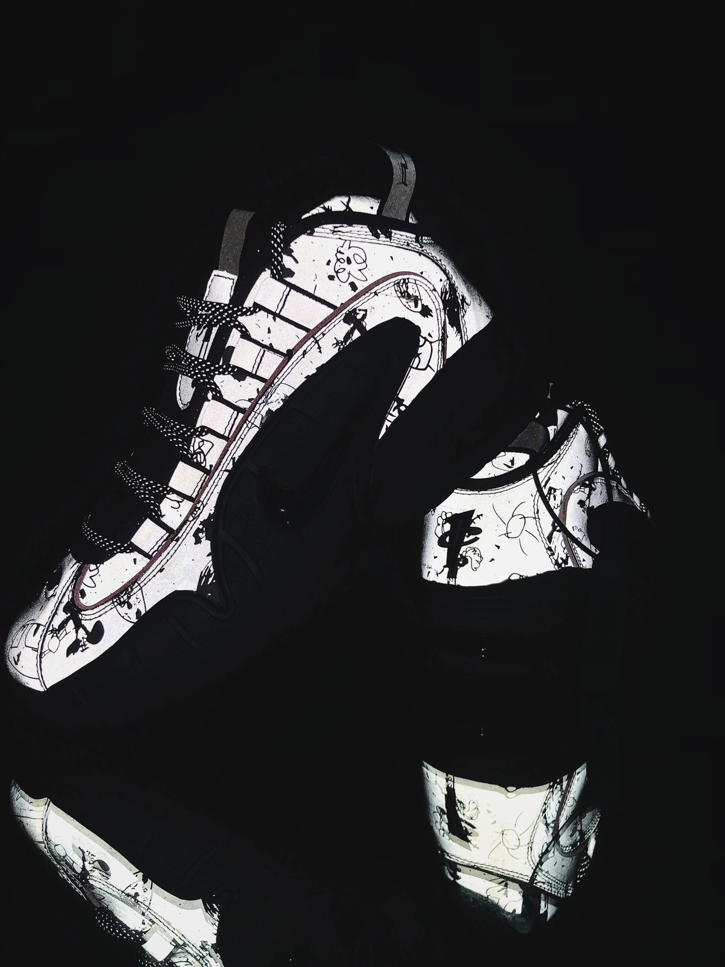 sneakers3a-- 728590-001 item:C-X067E0443