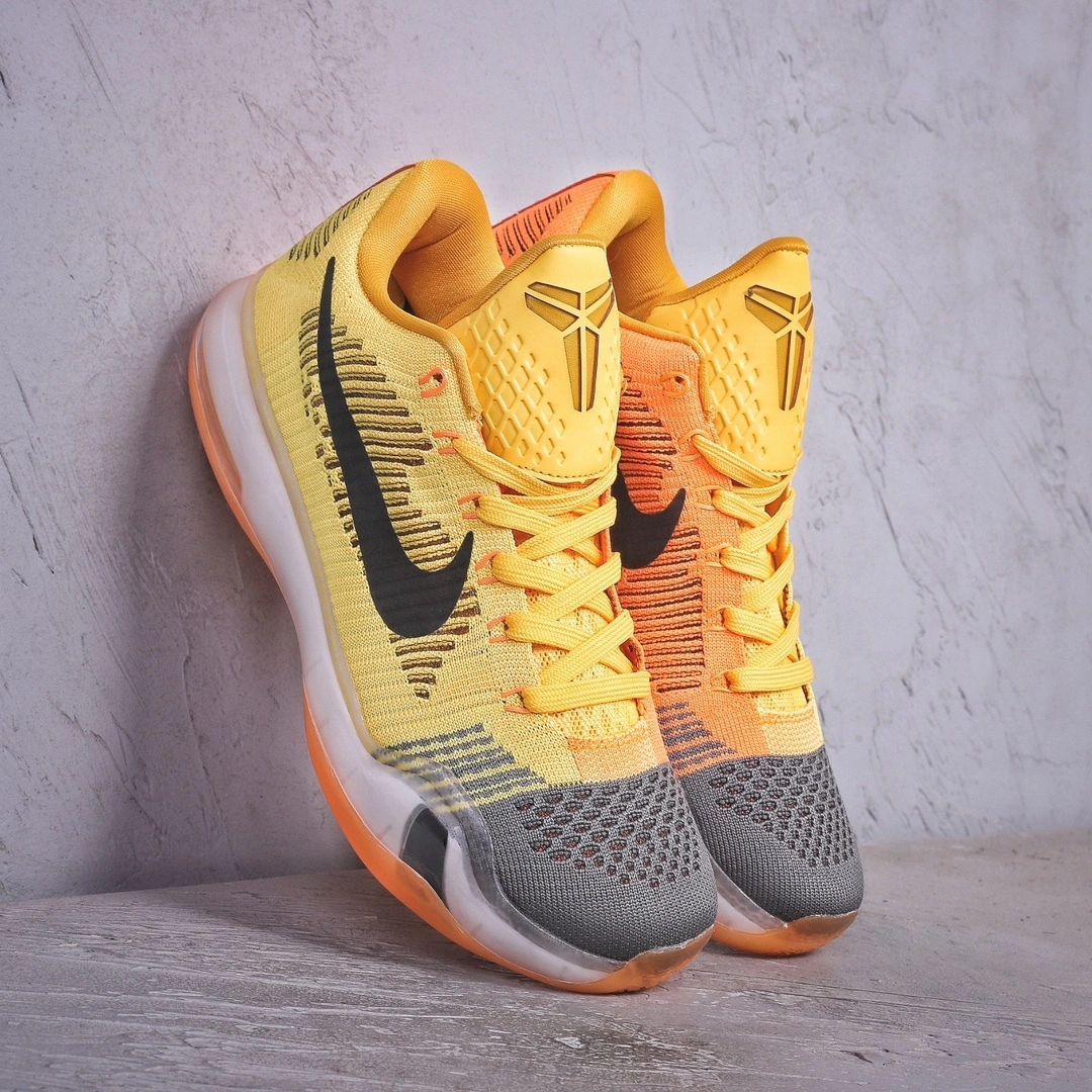sneakers3a-- 747212-818 item:C-X080C2745