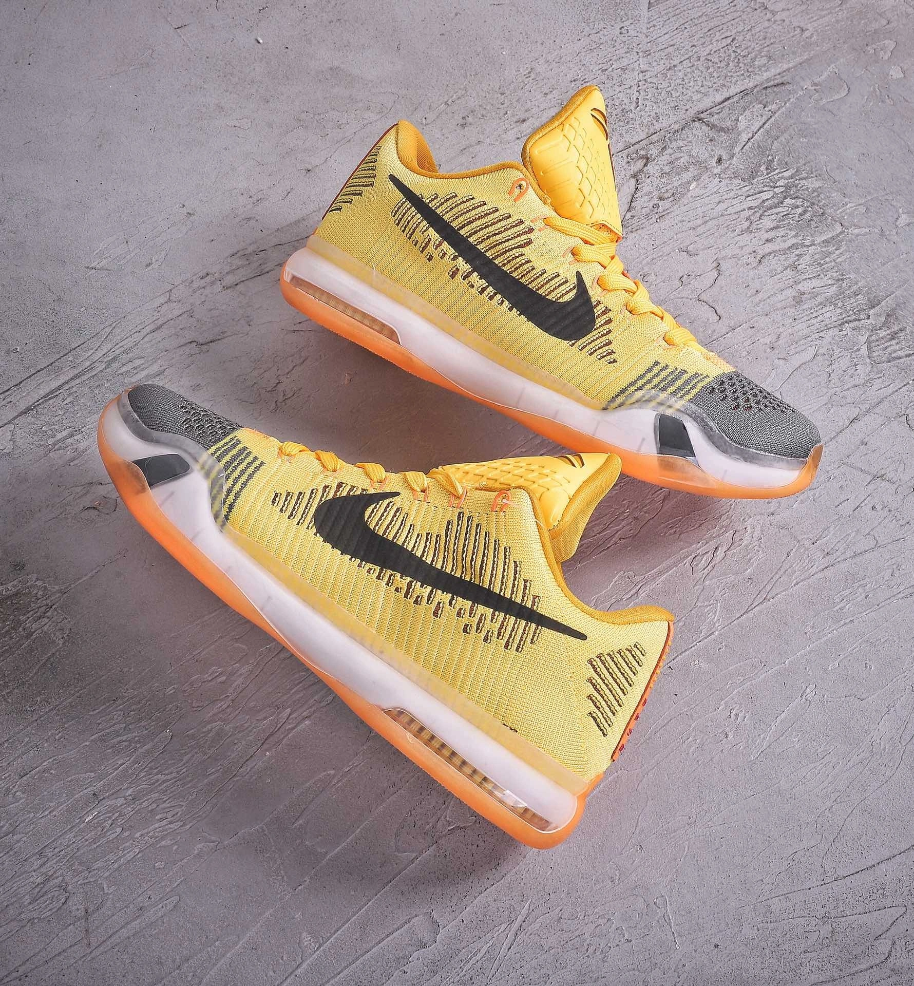 sneakers3a-- 747212-818 item:C-X080C2745