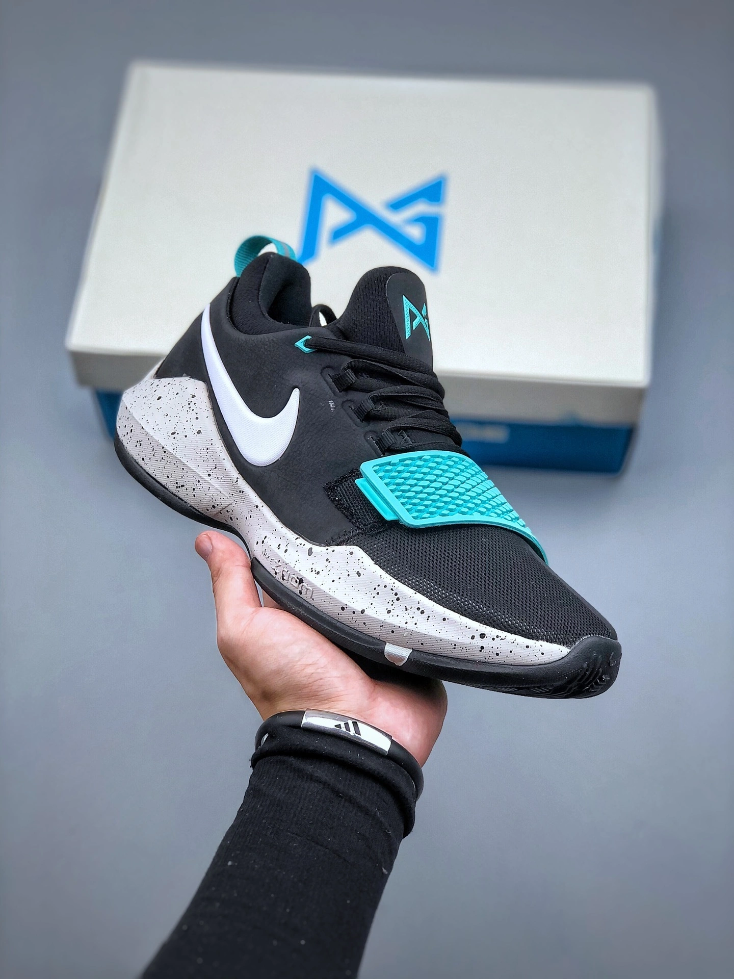 sneakers3a-- 878627-002 item:C-X000E0444