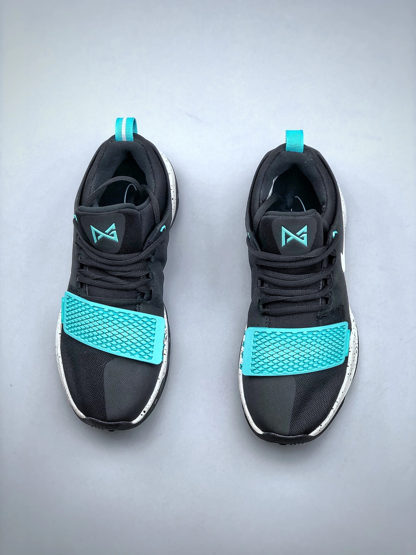 sneakers3a-- 878627-002 item:C-X000E0444