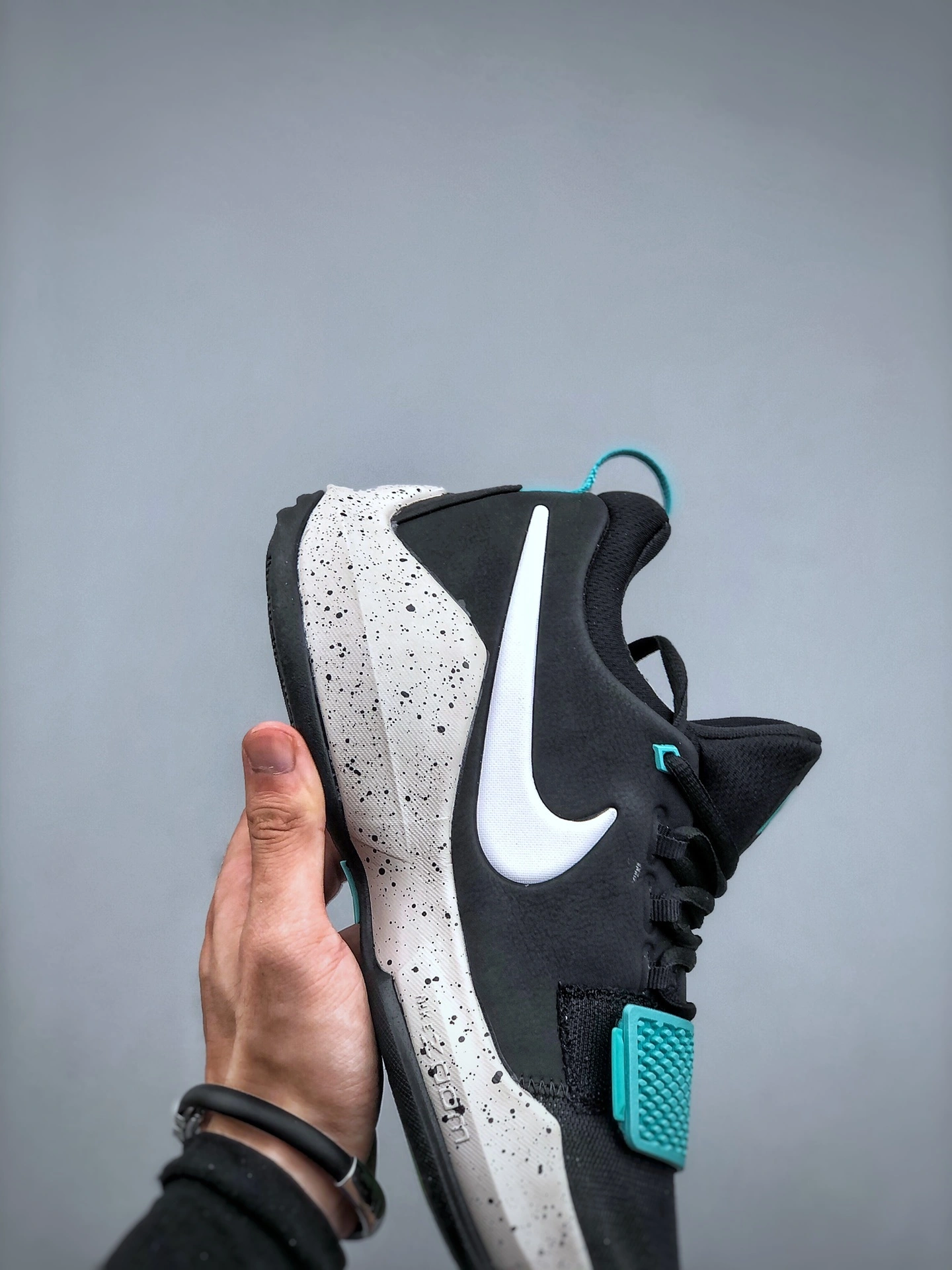 sneakers3a-- 878627-002 item:C-X000E0444