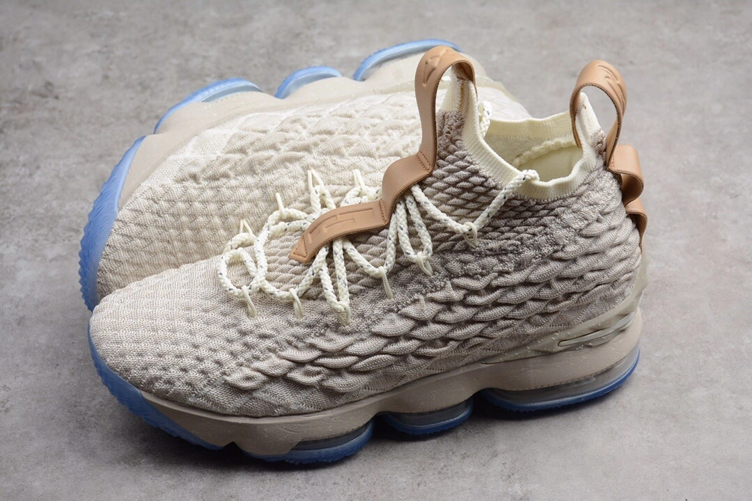 sneakers3a-- 897648-200 item:C-X080C2733