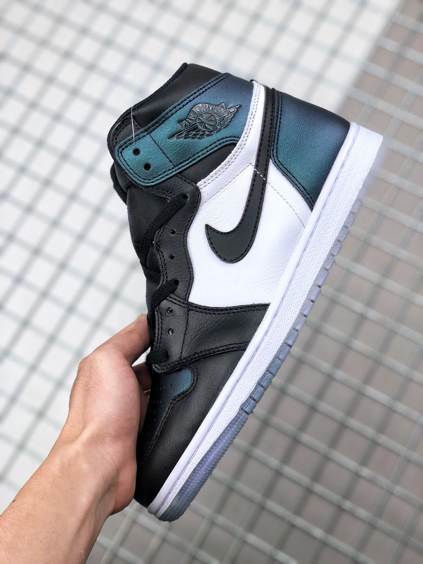 sneakers3a-- 907958-015 item:C-X085C2035