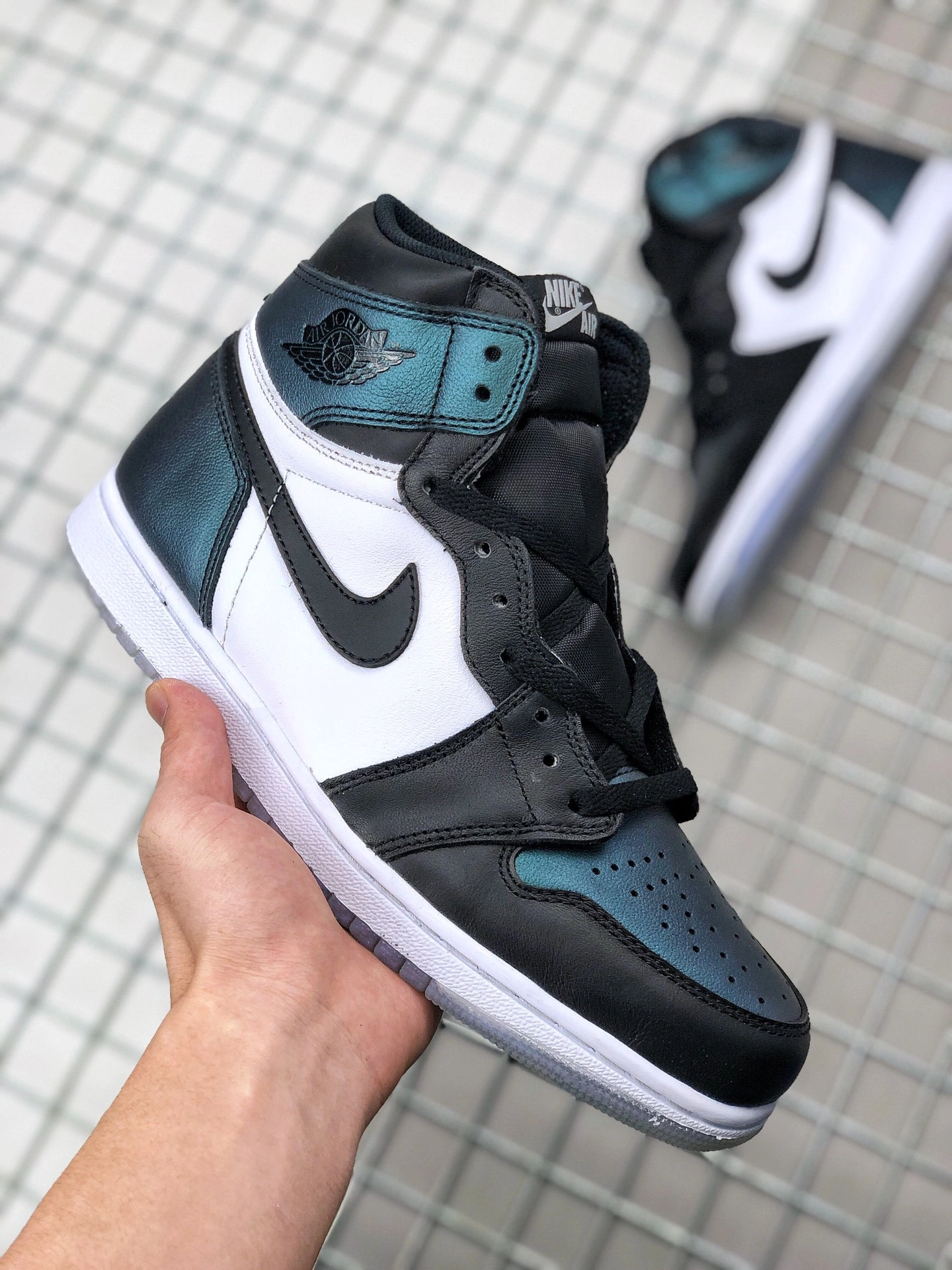 sneakers3a-- 907958-015 item:C-X085C2035