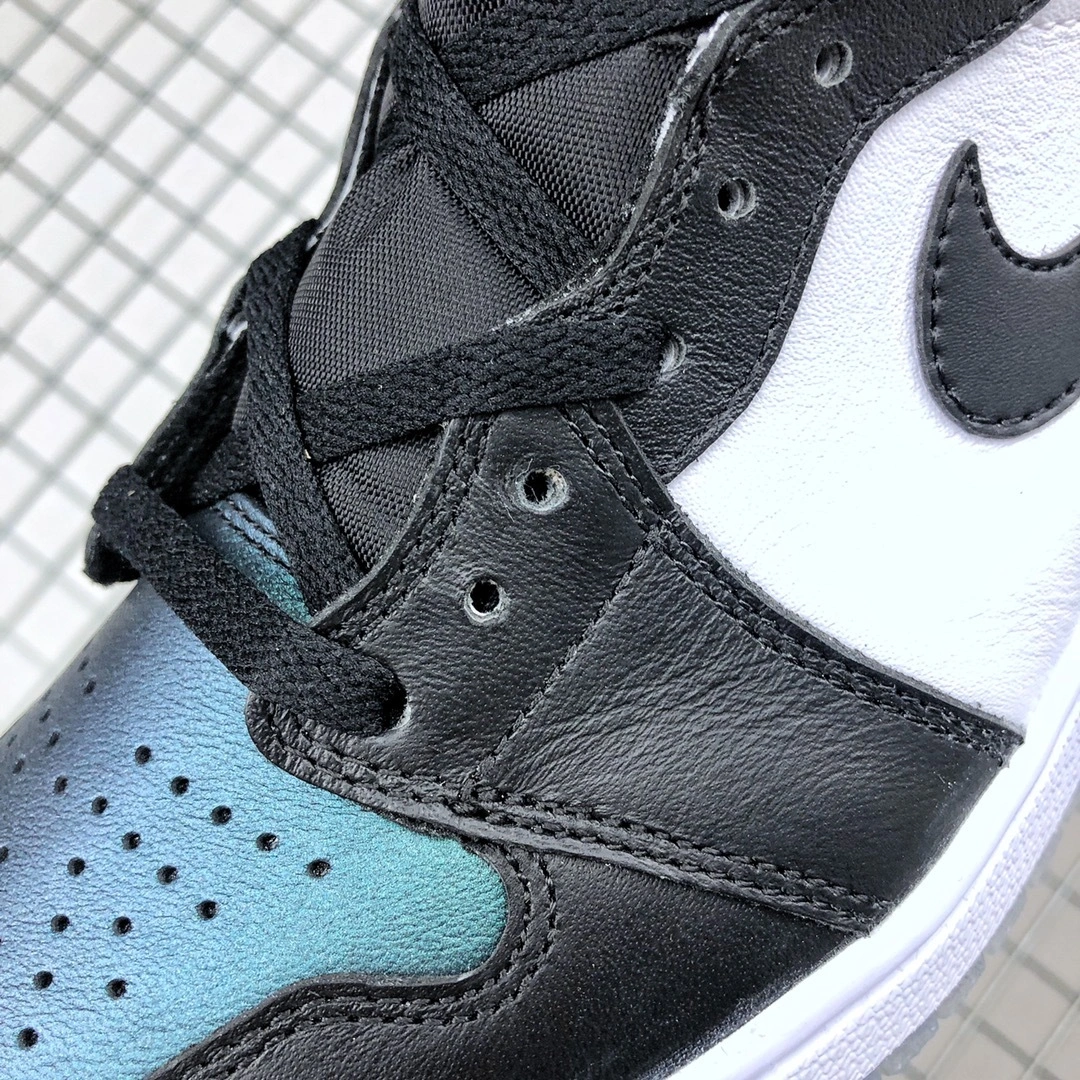 sneakers3a-- 907958-015 item:C-X085C2035