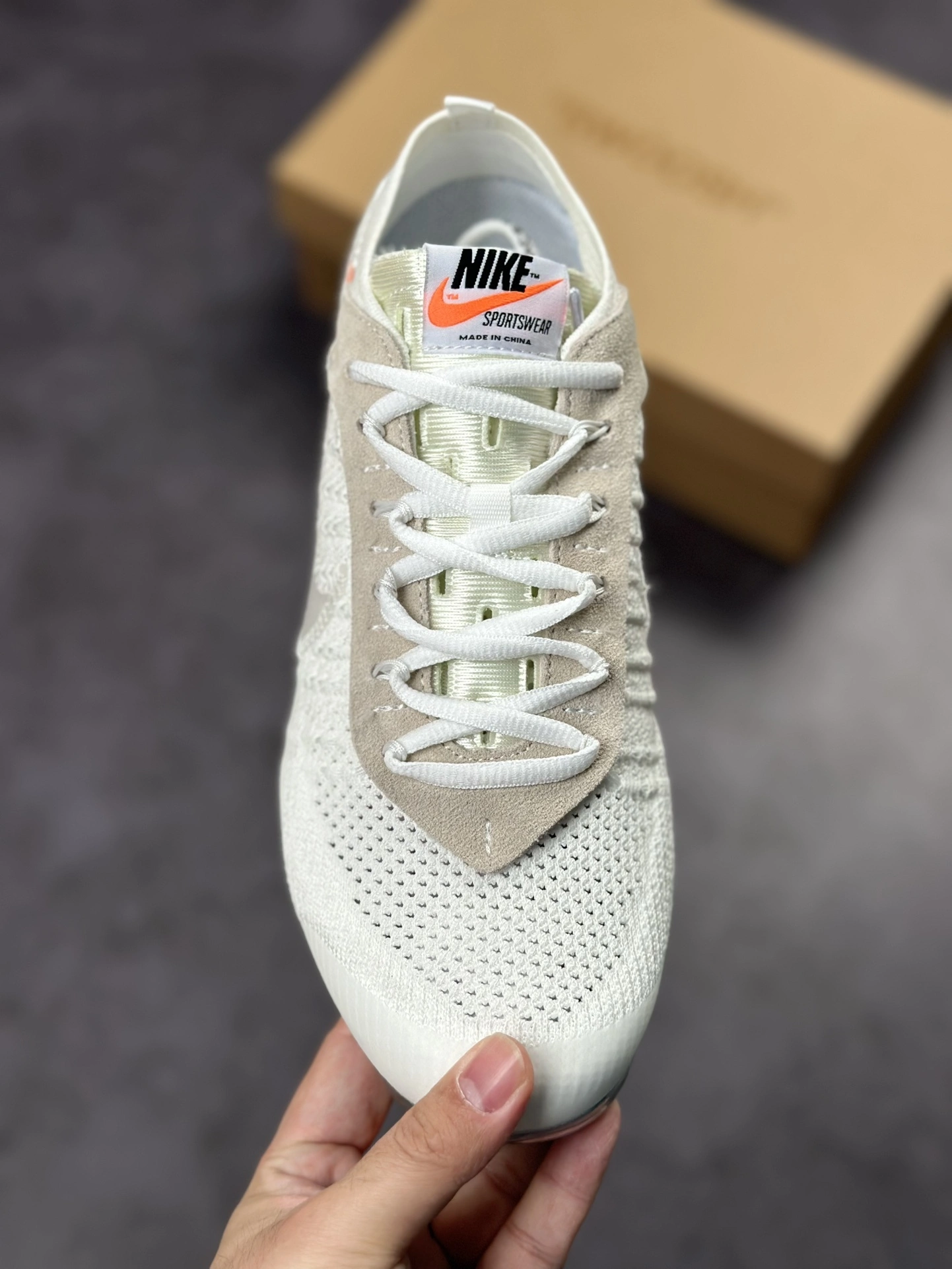 sneakers3a-- AA3831 100 item:C-X070C2504