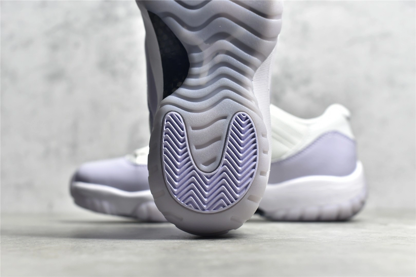 sneakers3a-- AH7860 101 item:C-X349C0905