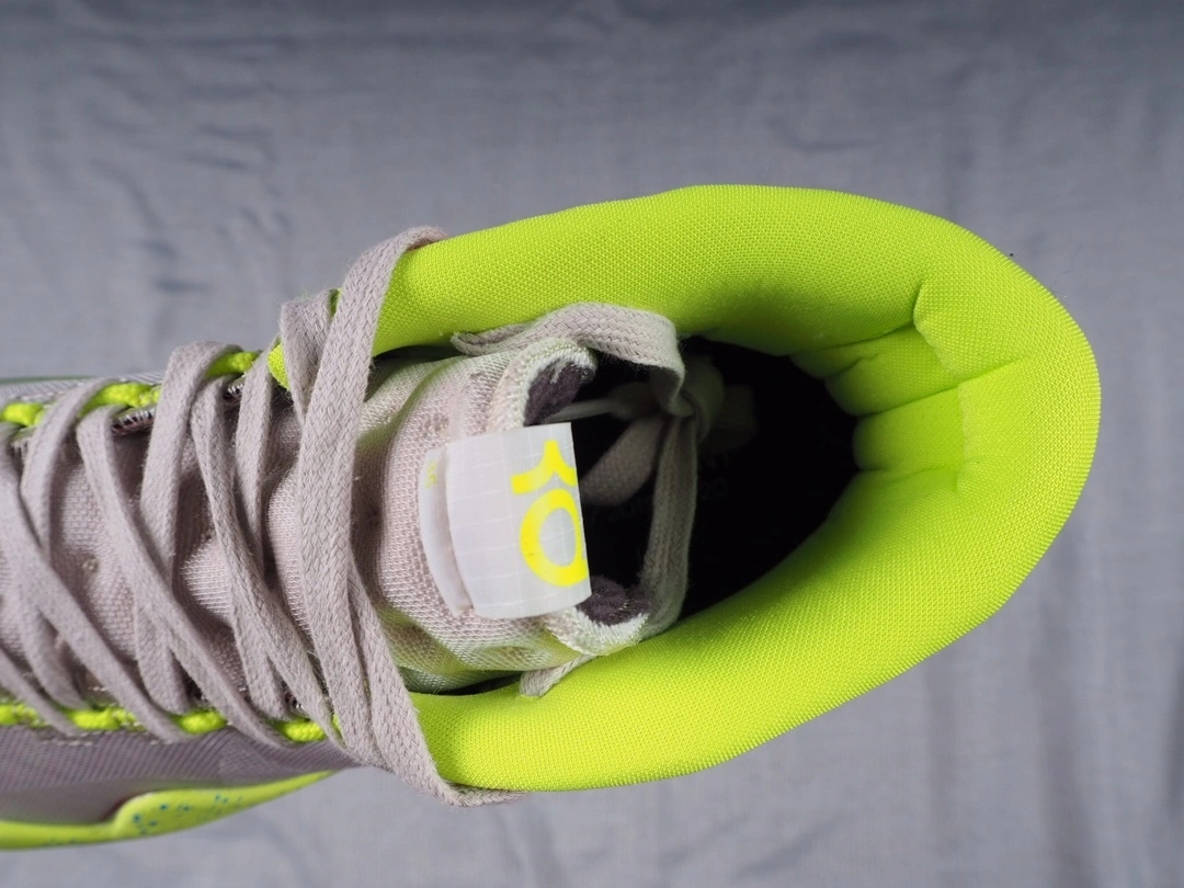 sneakers3a-- AR4229-900 item:C-X001D1506